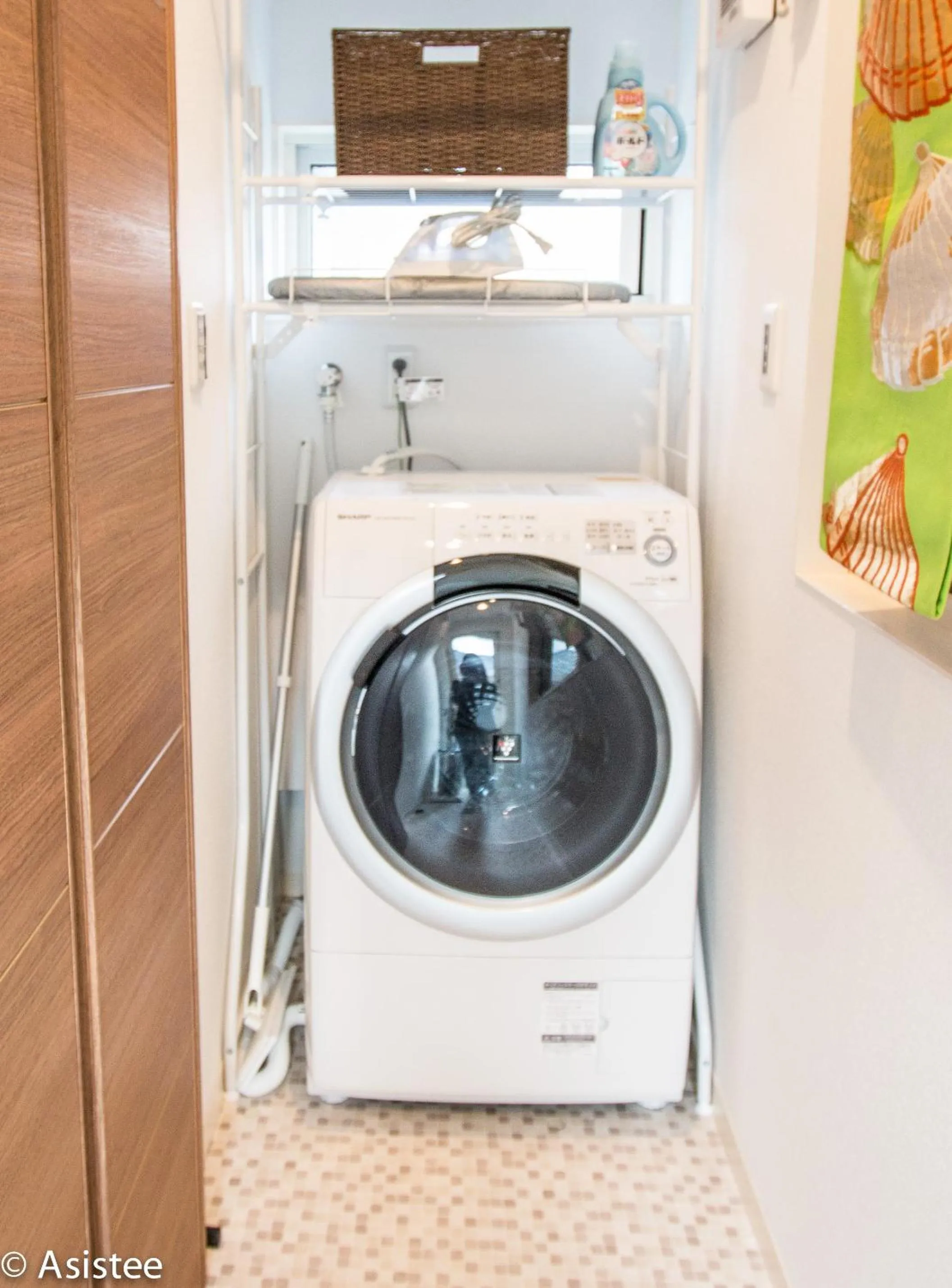 Kitchen/Kitchenette in Modern Machiya-Babacho