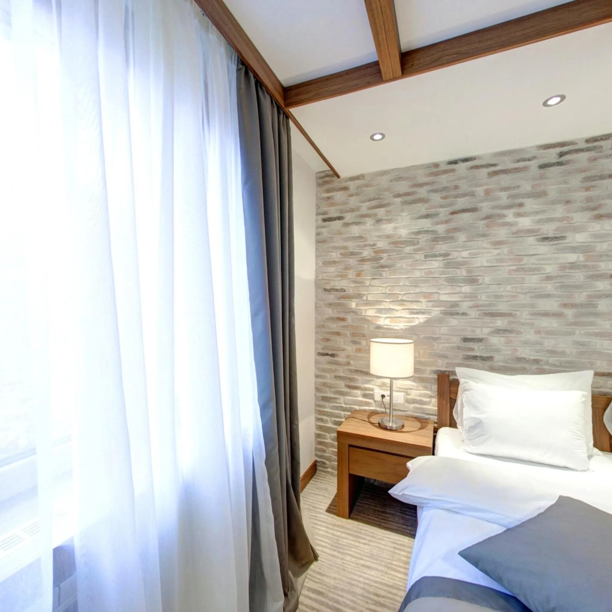 Decorative detail, Bed in Aparthotel Vucko