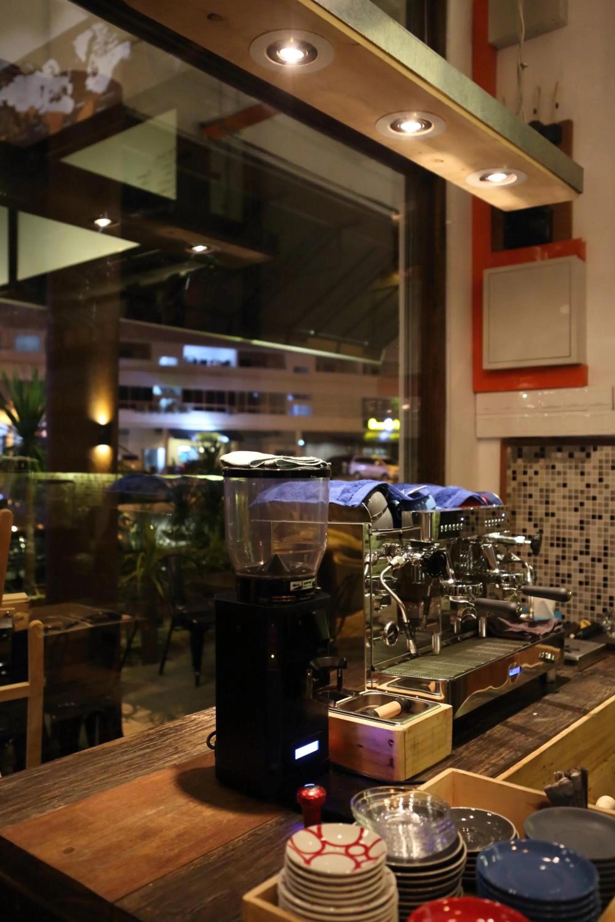 Restaurant/places to eat in De House Hotel