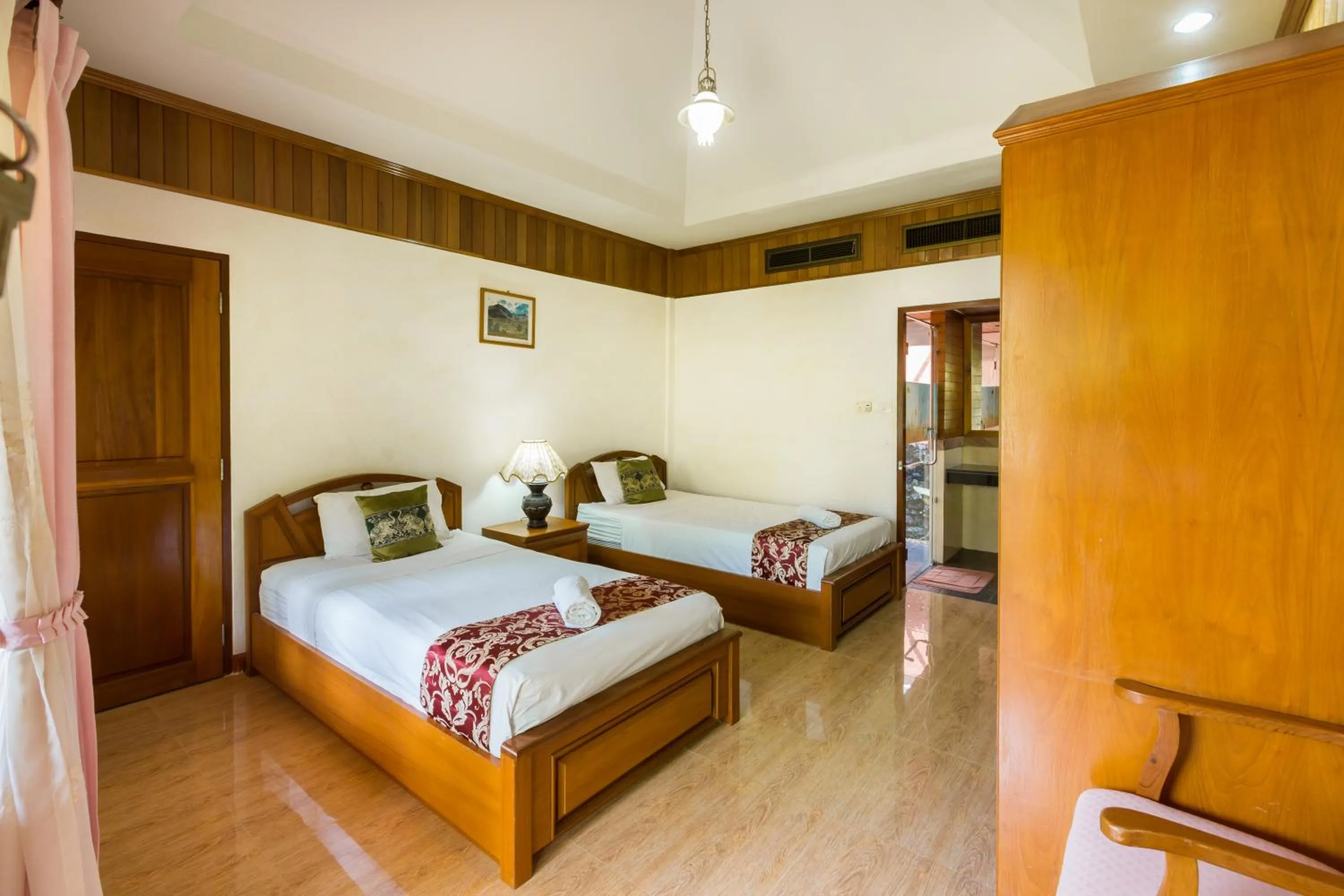 Bedroom, Bed in Long Beach Lodge, Chaweng Beach, Koh Samui