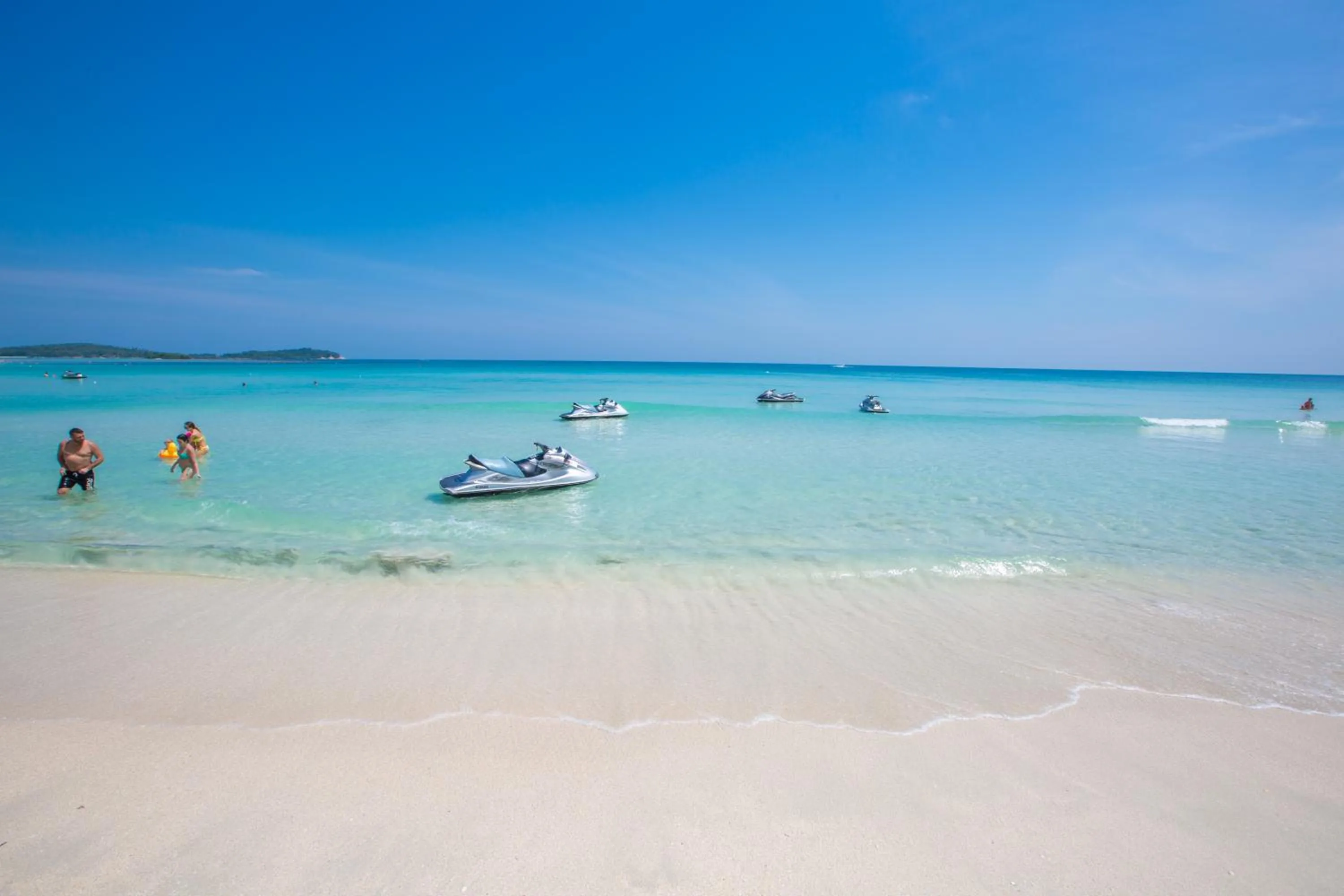 Beach in Long Beach Lodge, Chaweng Beach, Koh Samui