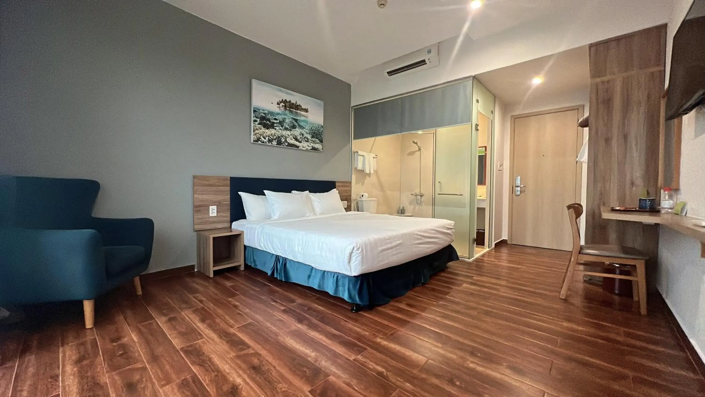 Deluxe Double Sea View Room in Tom Hill Boutique Resort & Spa - Sea View Deluxe Double Sea View Room in Tom Hill Boutique Resort & Spa - Sea View