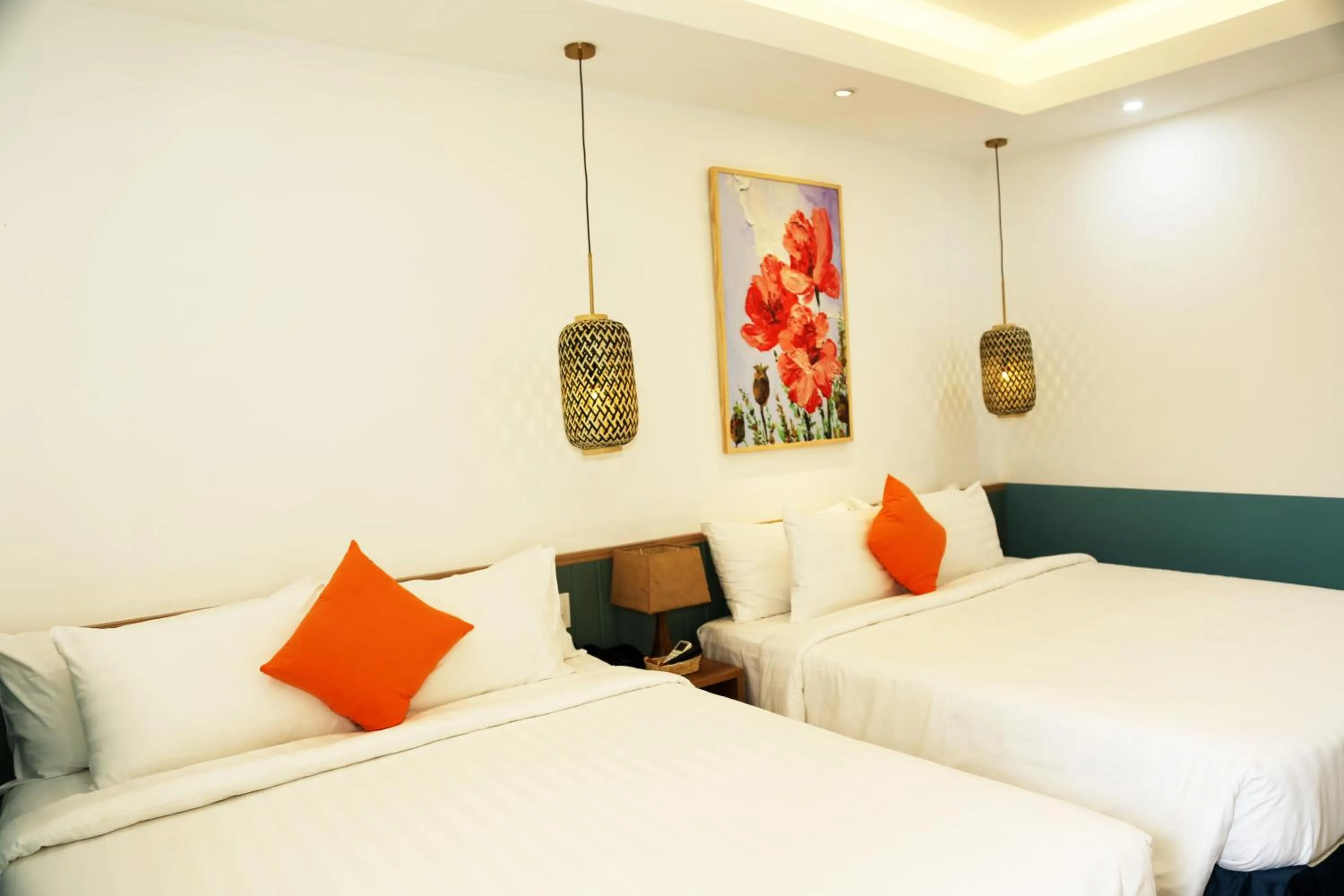 Bed in Tom Hill Boutique Resort & Spa - Sea View