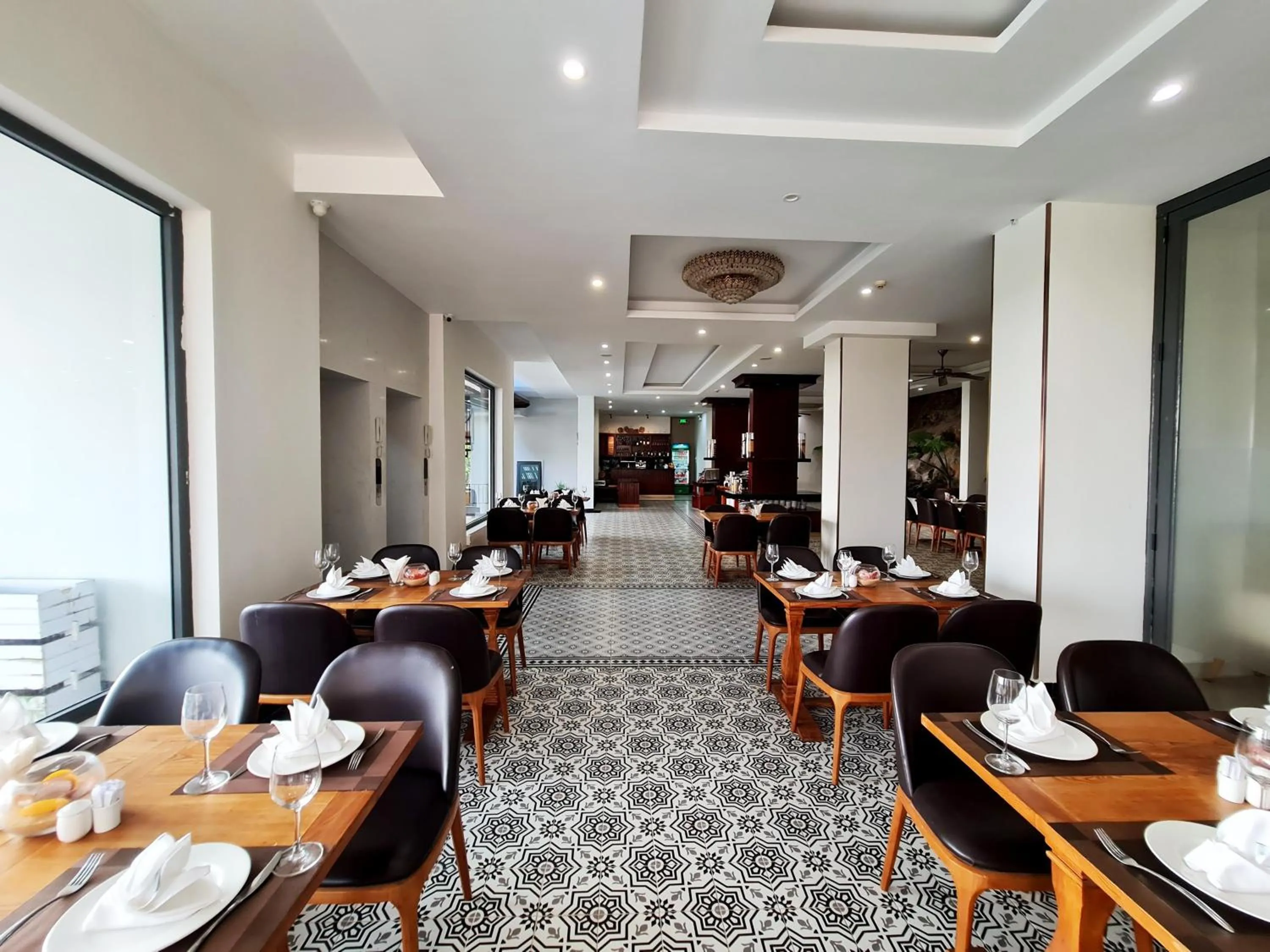 Restaurant/places to eat in Tom Hill Boutique Resort & Spa - Sea View