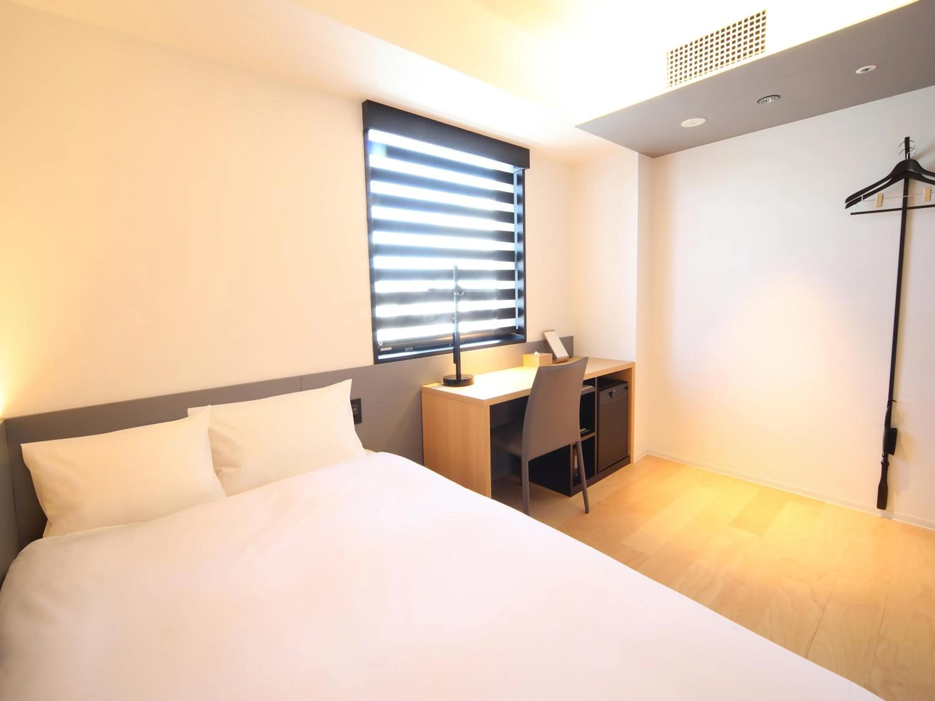 Photo of the whole room, Bed in hotel androoms Nagoya Sakae