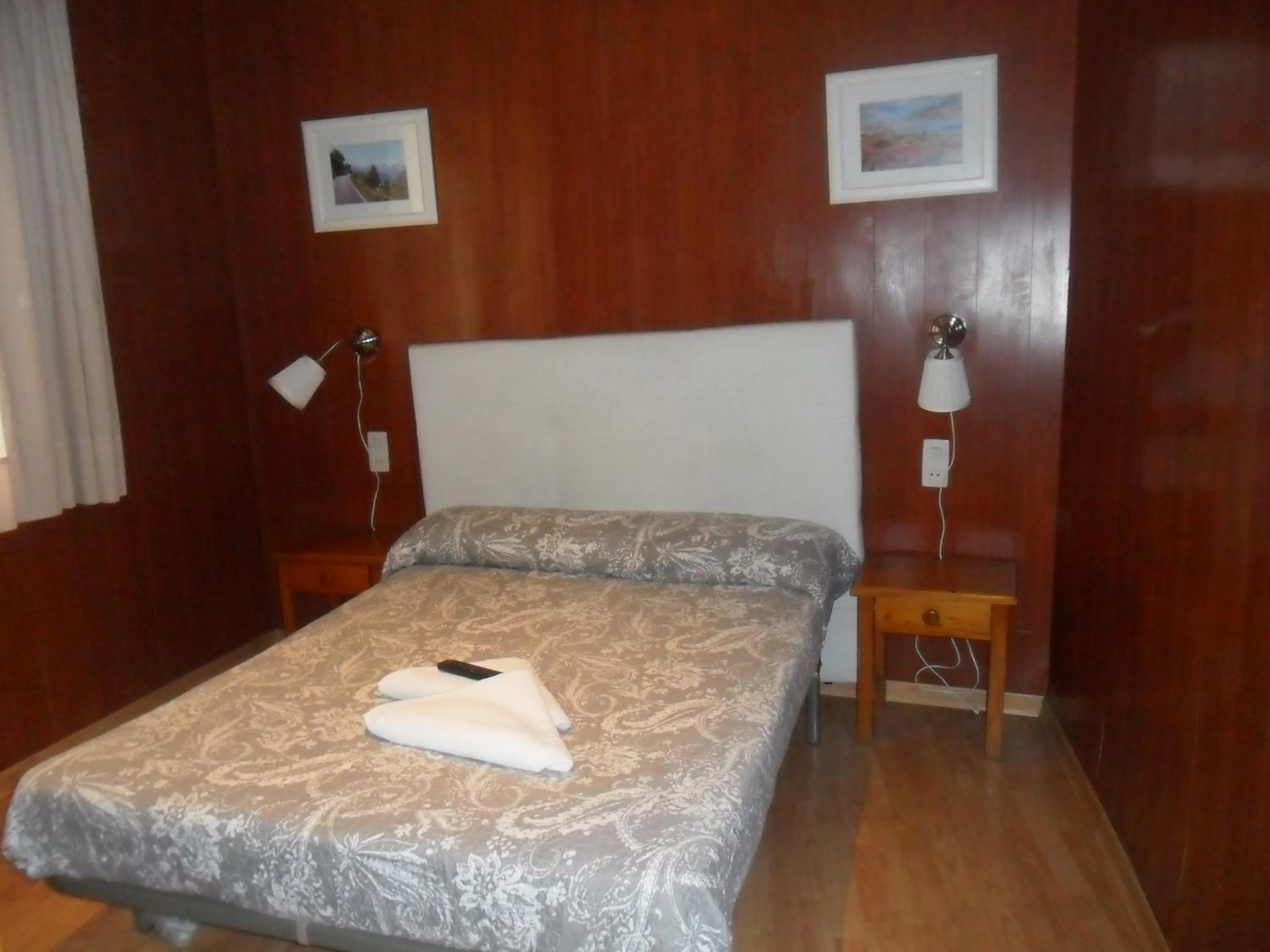 Property building, Bed in Hostal Porta De Núria