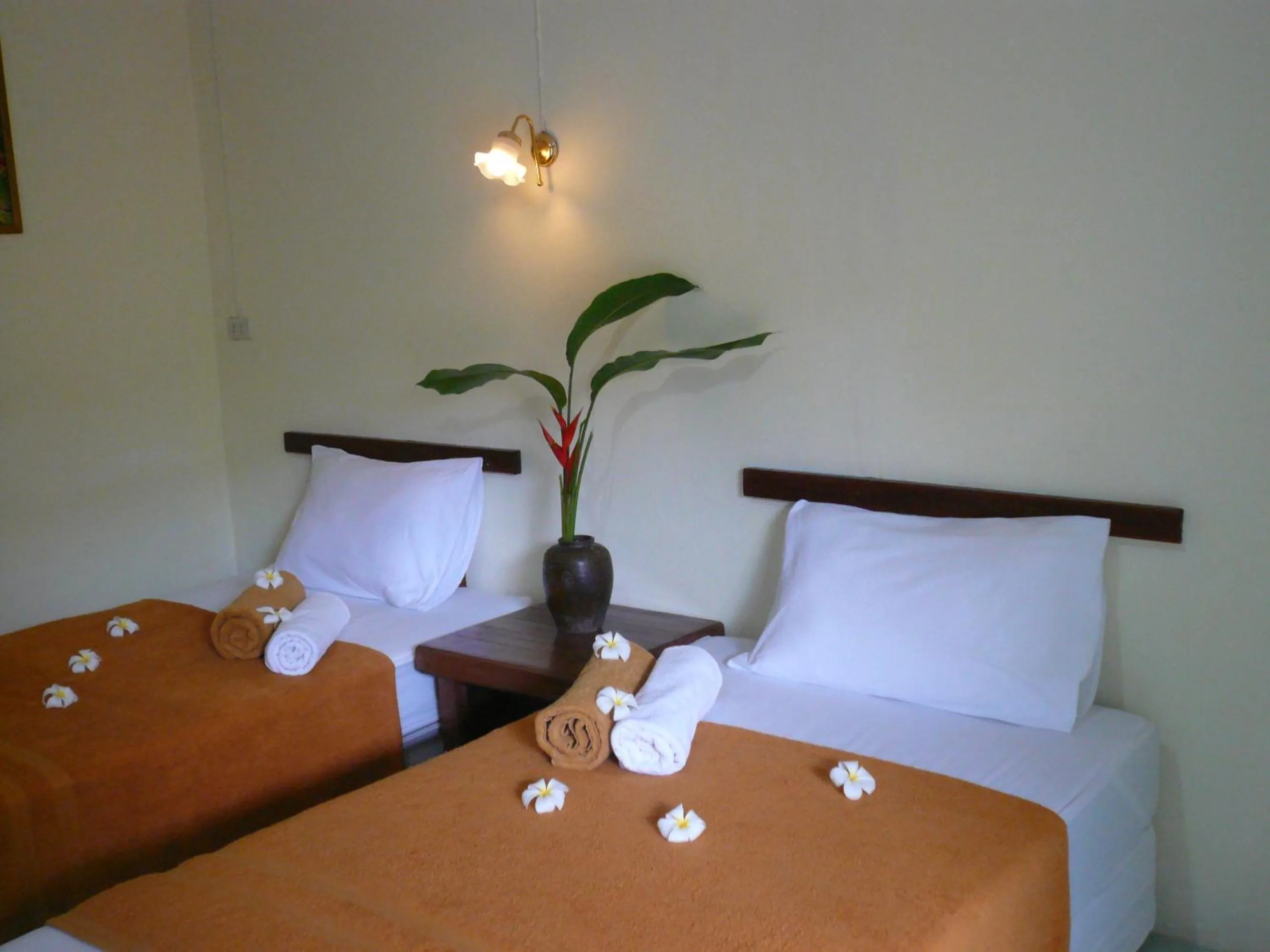 Bed in Baan Lamai Resort