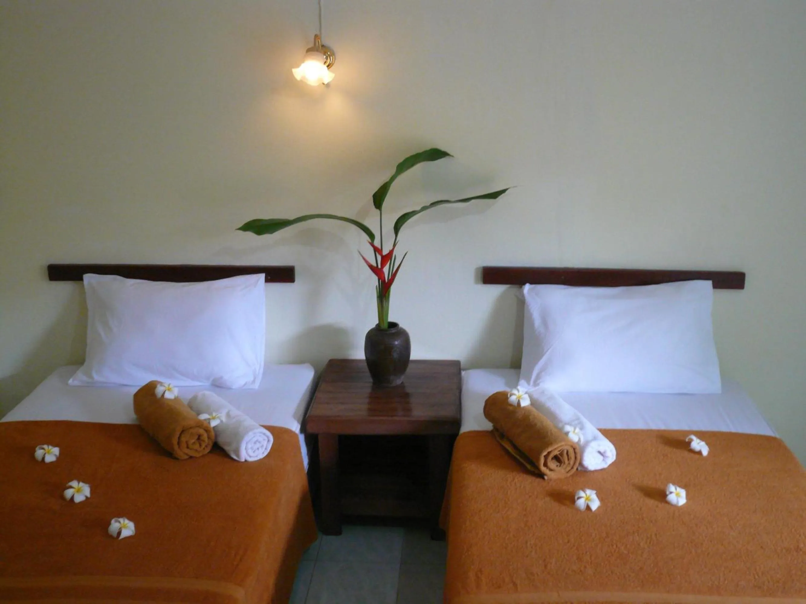 Bed in Baan Lamai Resort