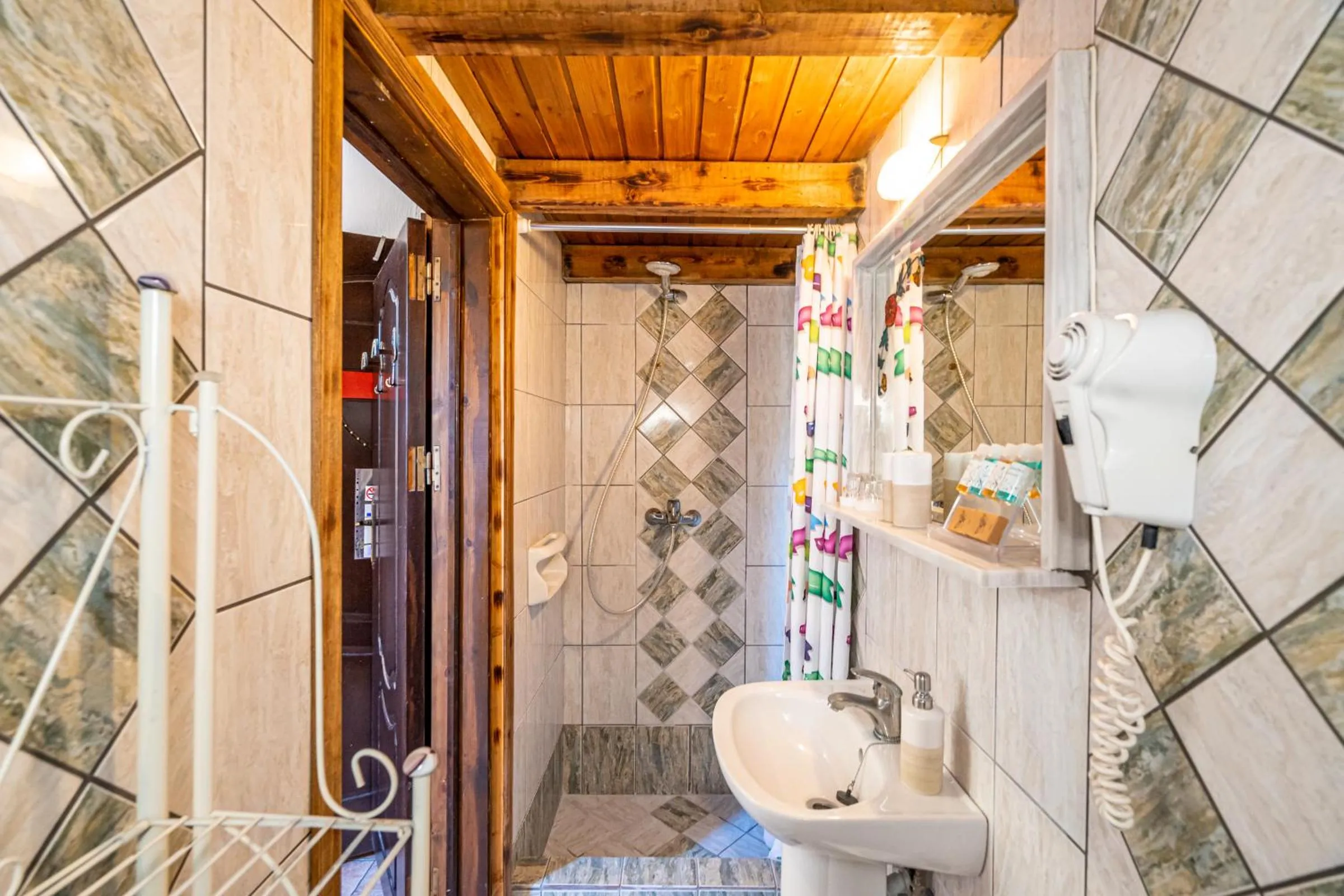 Bathroom in Cava d'Oro