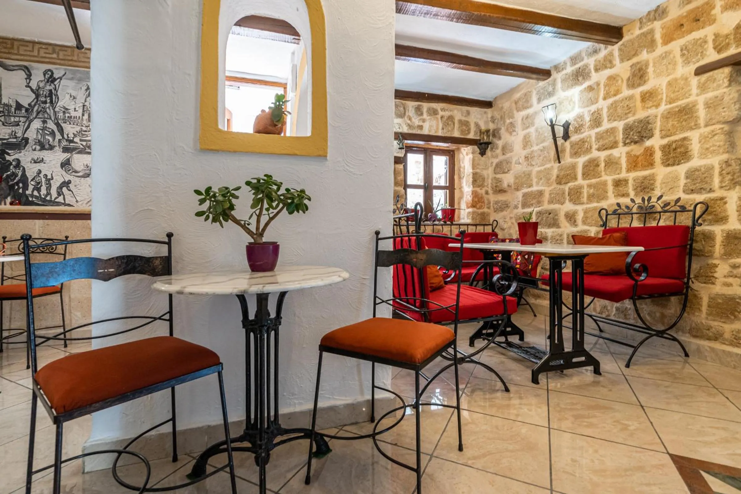 Seating area in Cava d'Oro