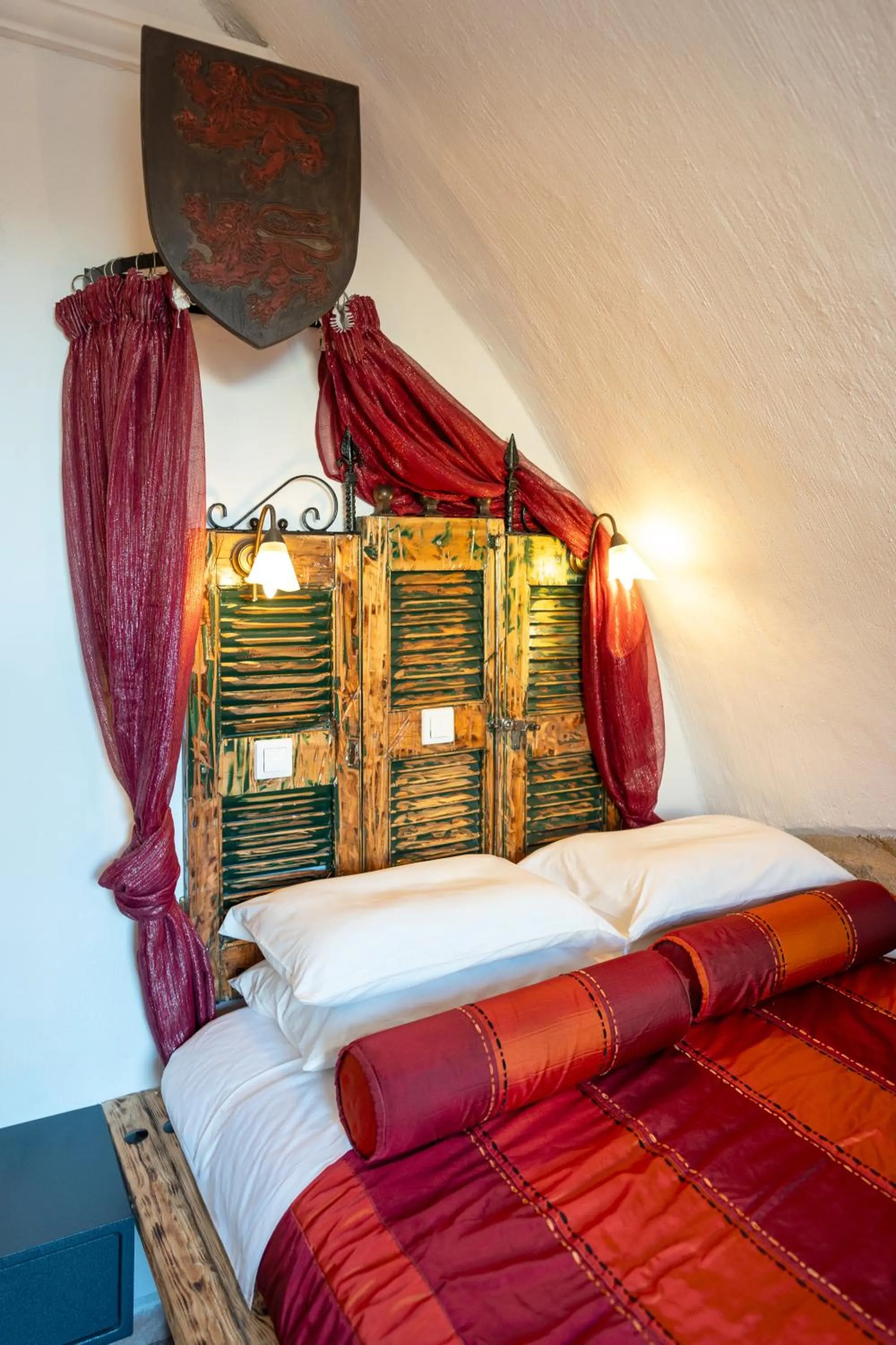 Bed in Cava d'Oro