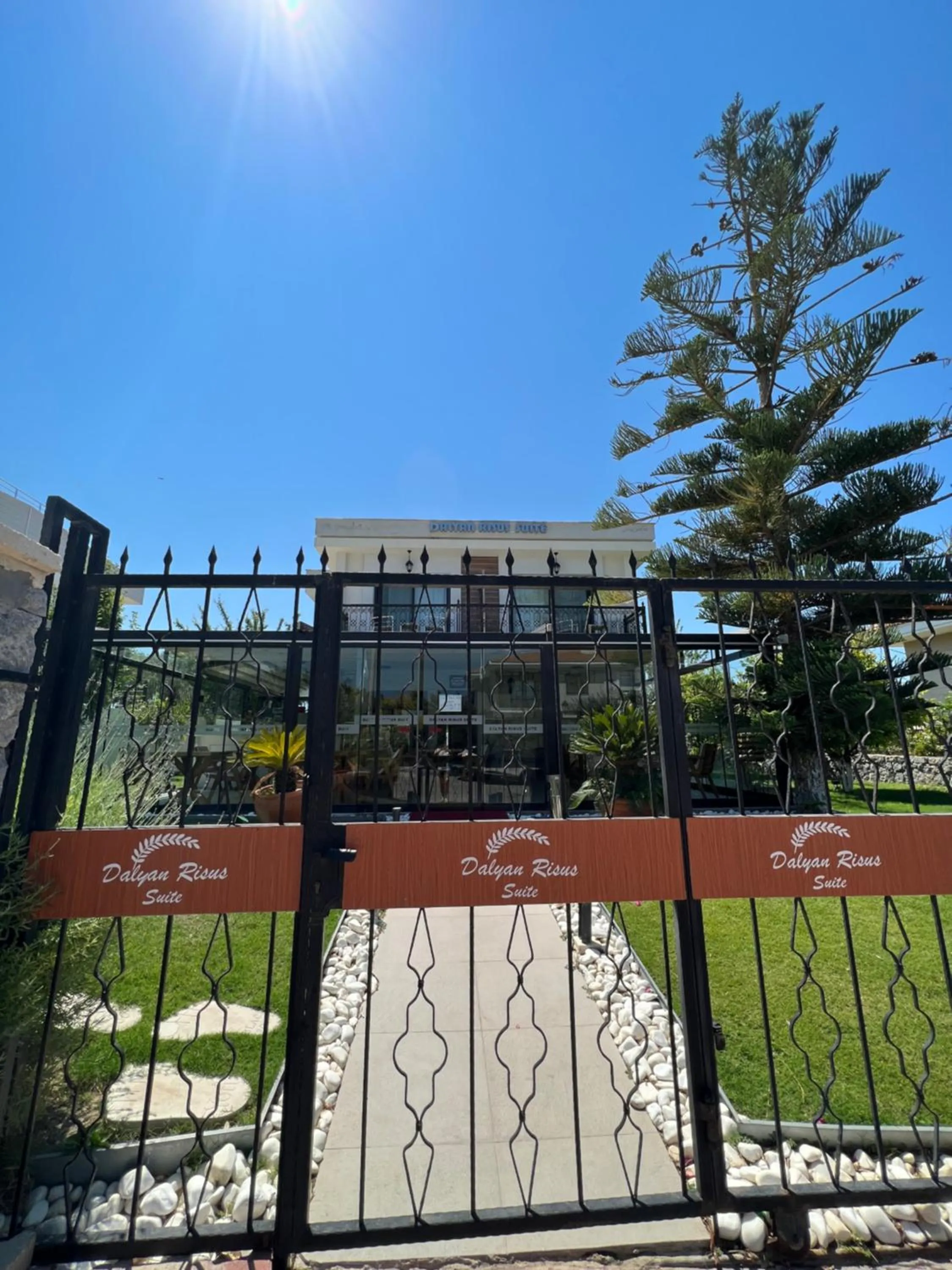 Garden in Dalyan Risus Suite