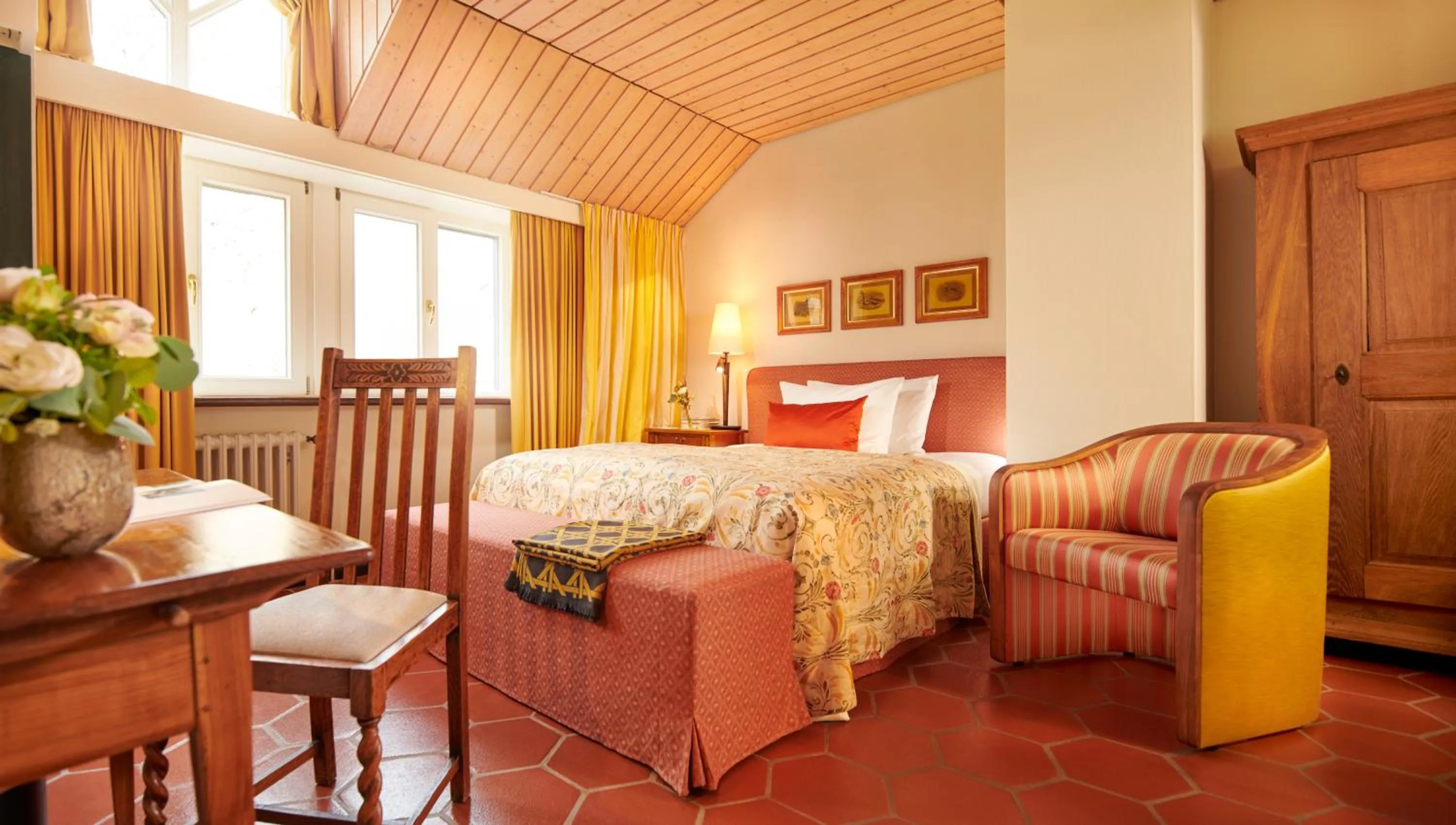 Bed in Hotel Hohenhaus