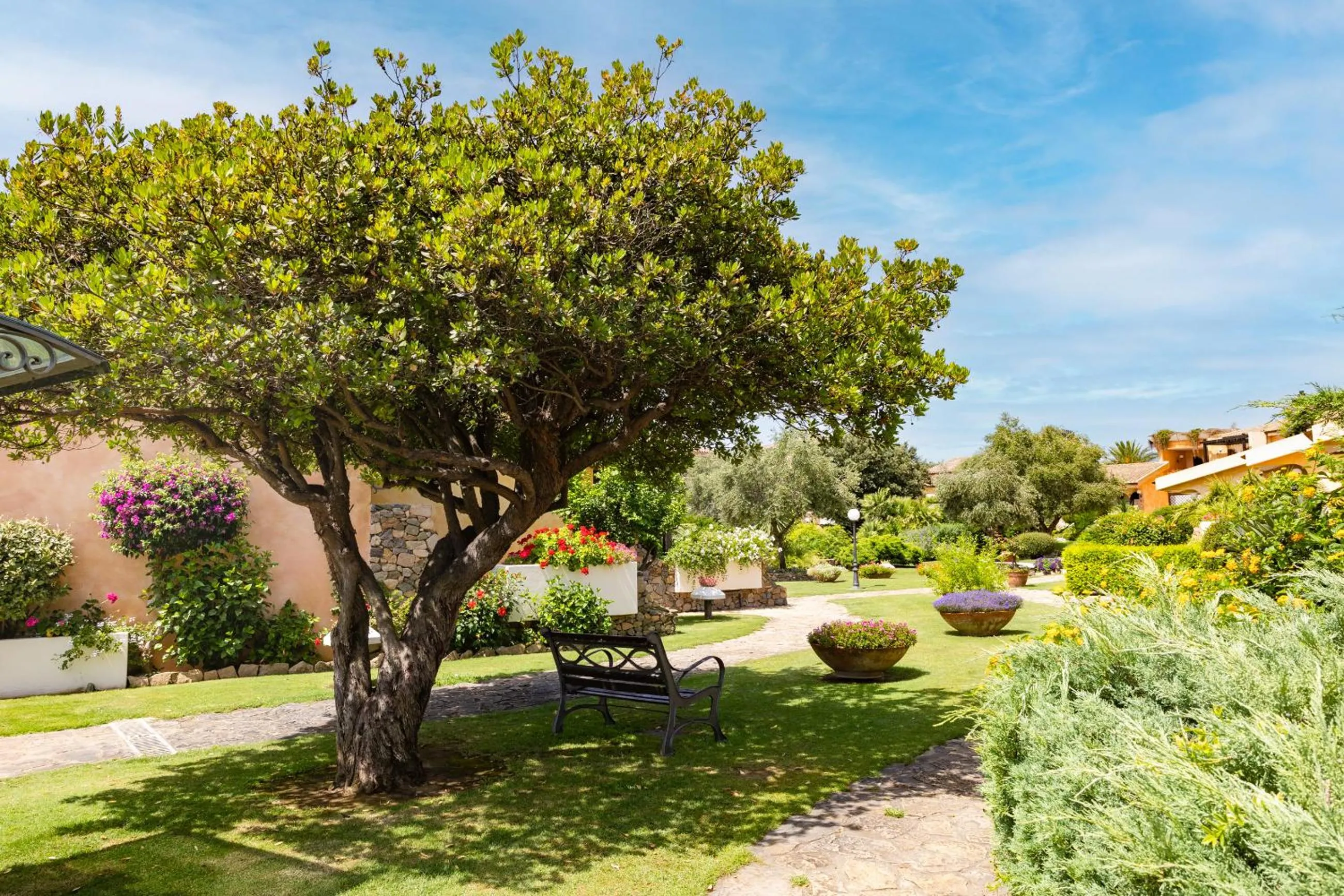 Garden in Hotel Baia di Nora