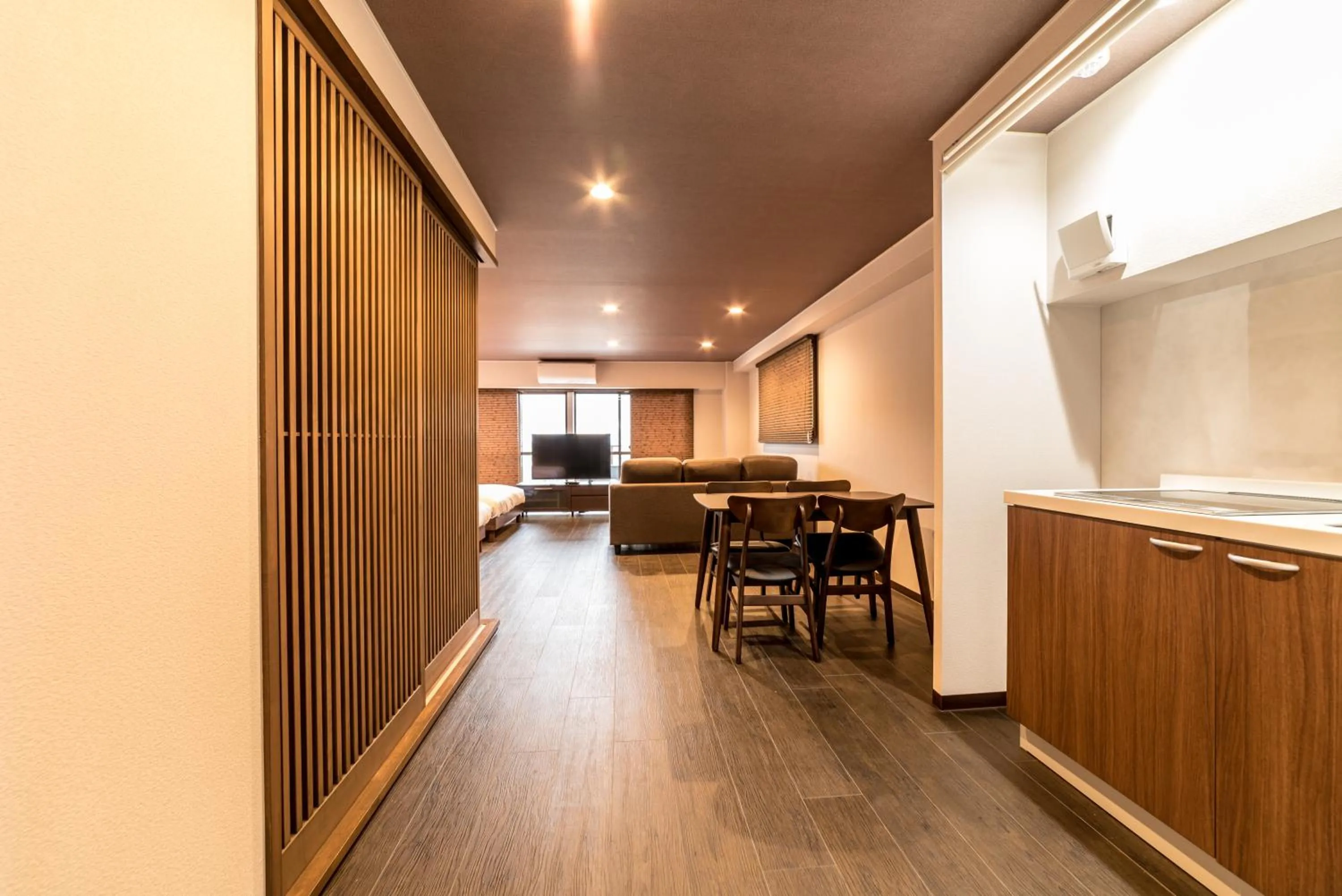 Photo of the whole room in Kyoto Riverview House Kyoraku