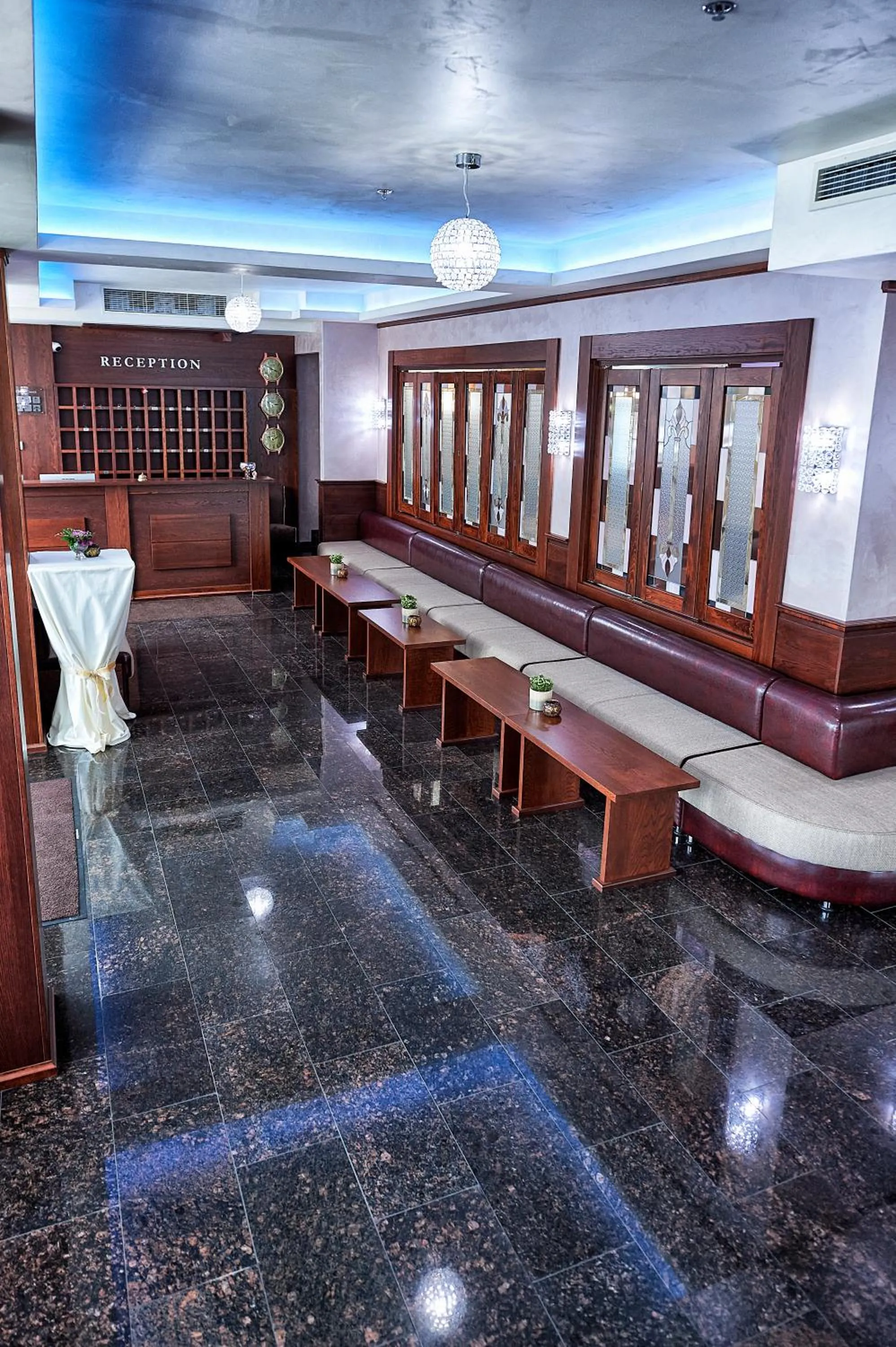 Lobby or reception in Platinum Image Hotel