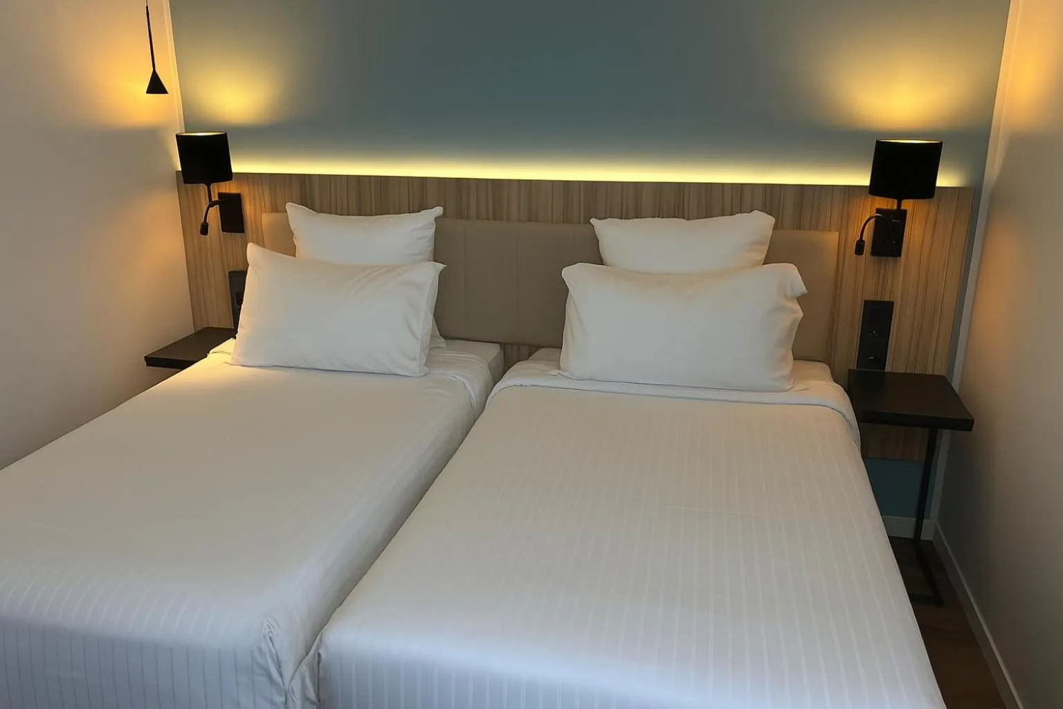 Bed in Campanile Reims Centre - Cathedrale