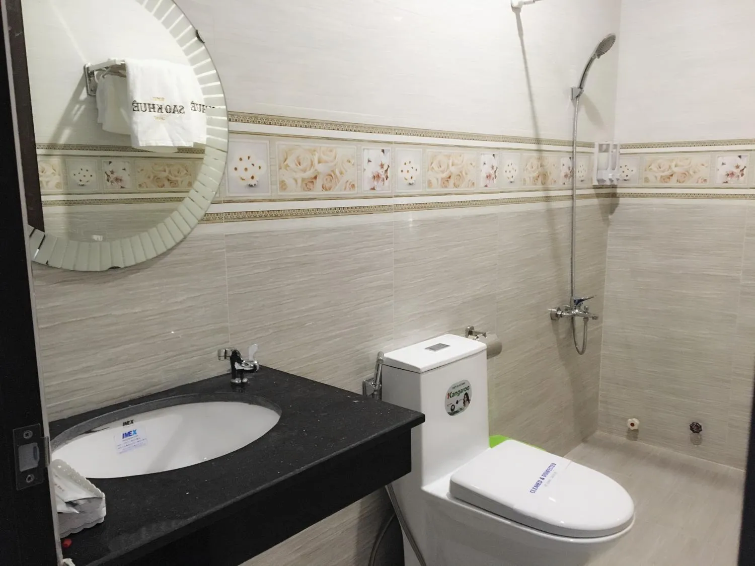 Sao Khue Riverside Hotel & Coffee