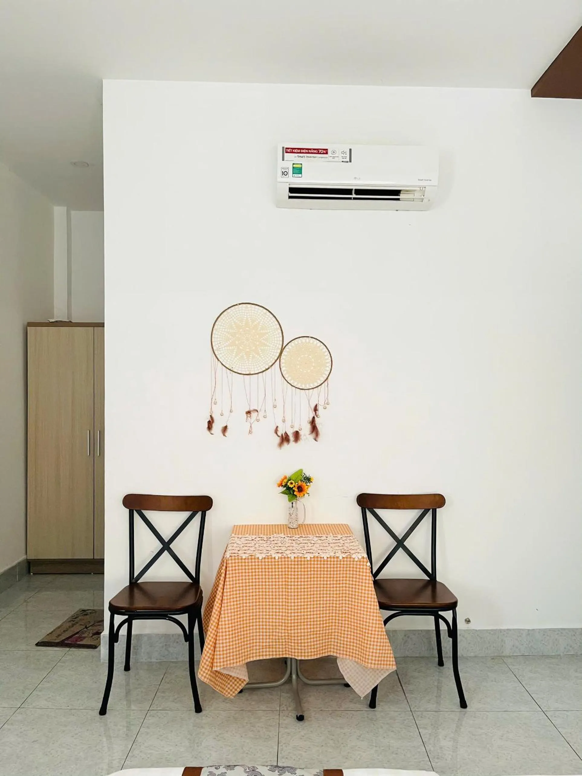 Sao Khue Riverside Hotel & Coffee