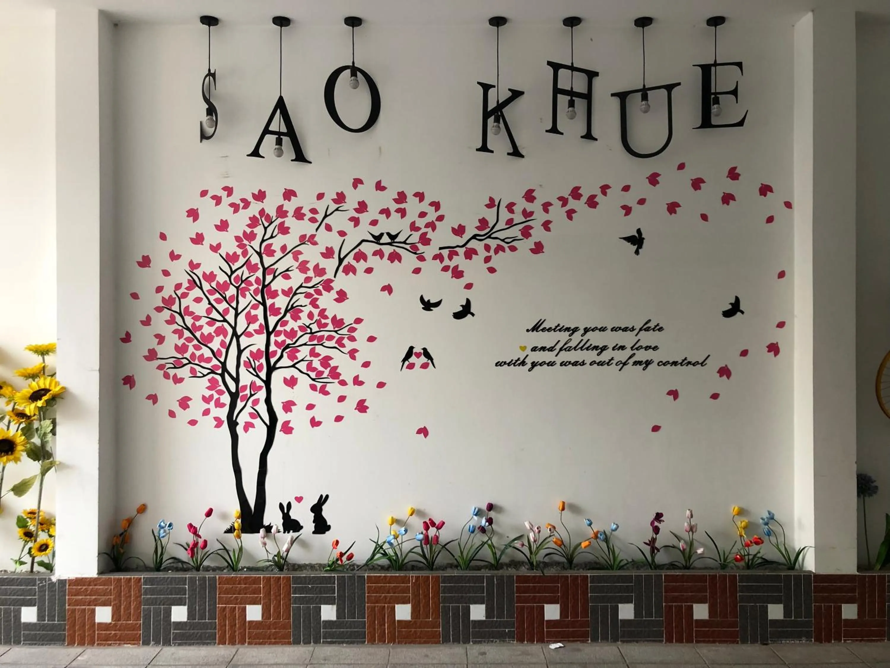 Sao Khue Riverside Hotel & Coffee