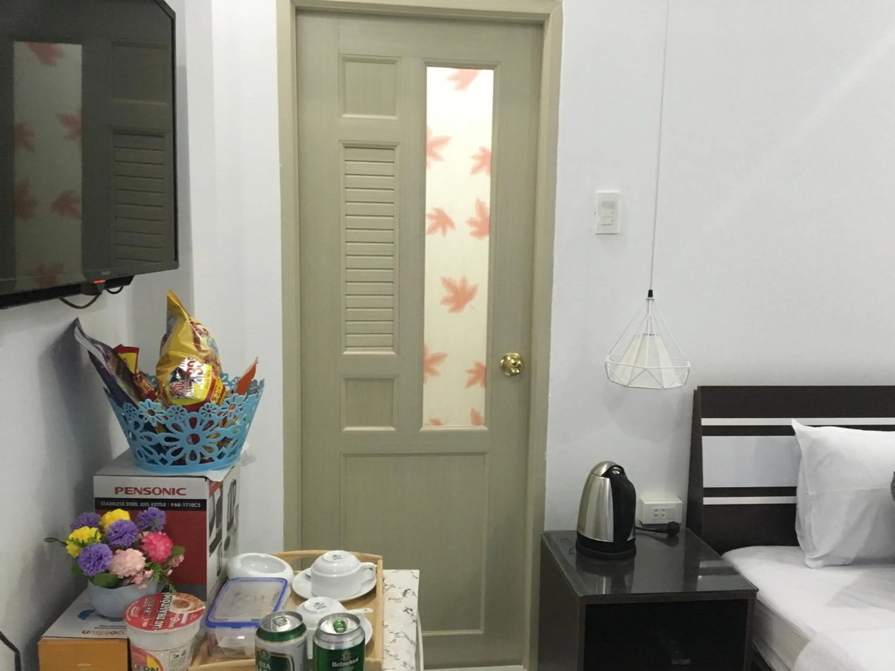 Sao Khue Riverside Hotel & Coffee