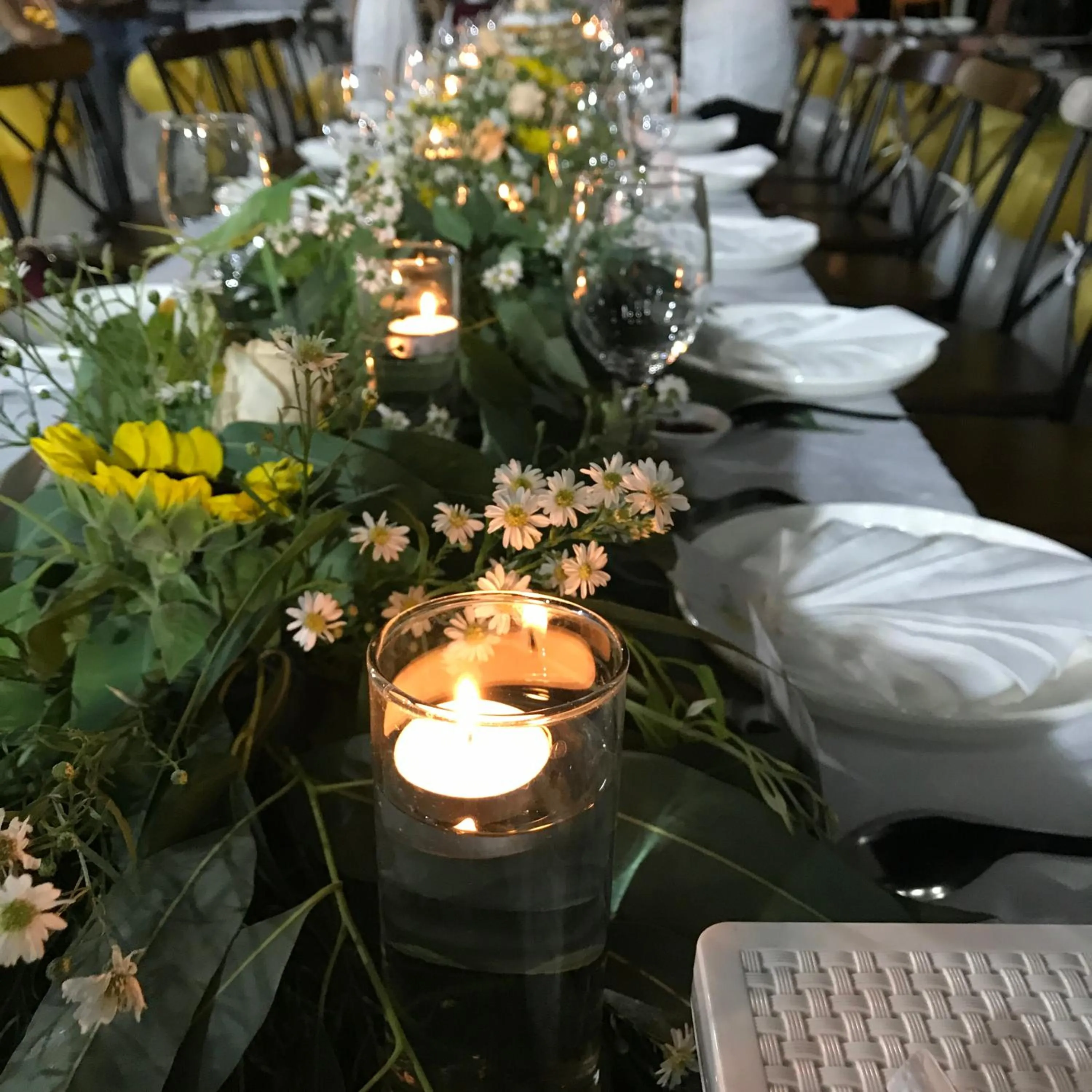 Sao Khue Riverside Hotel & Coffee