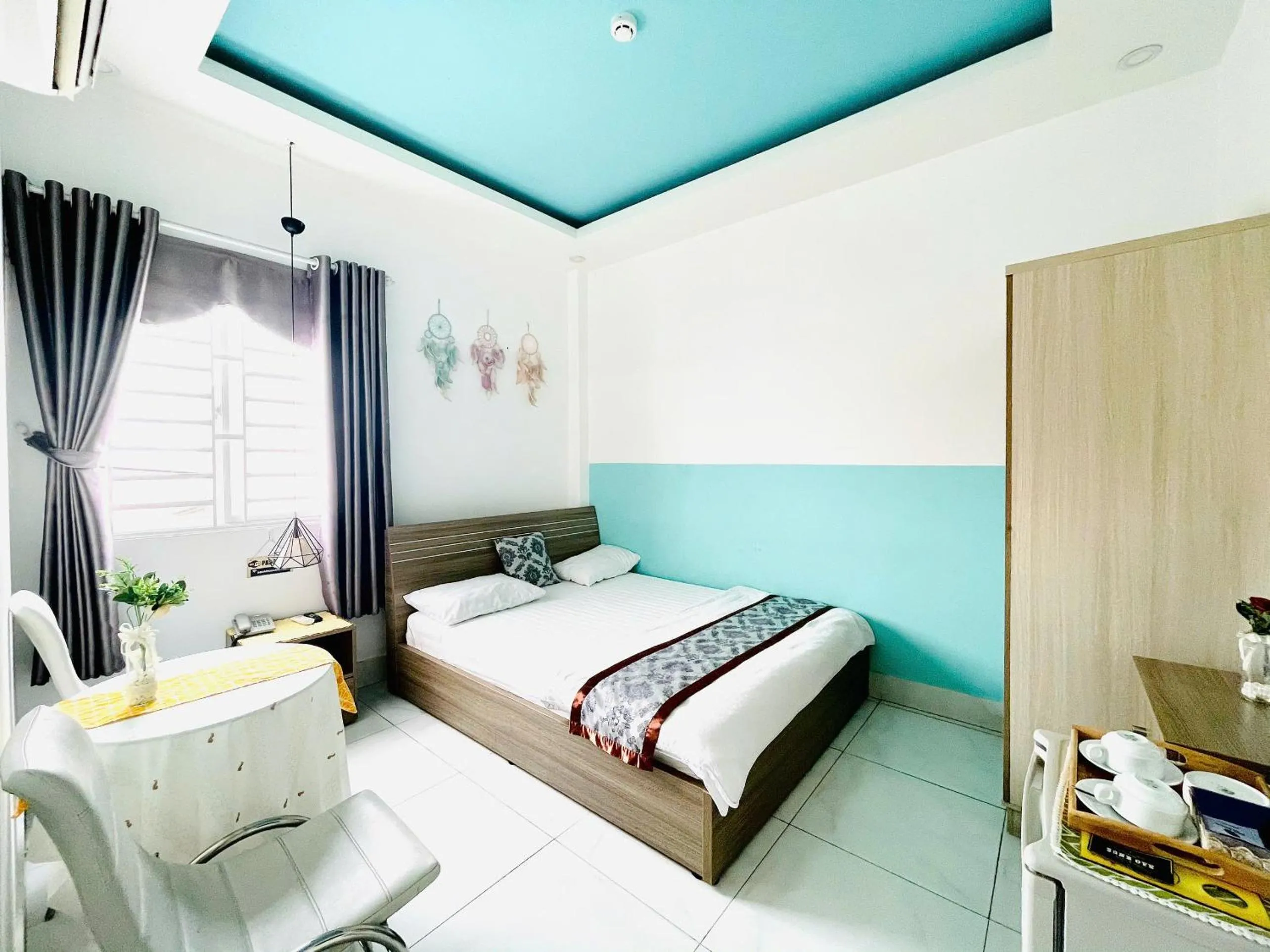 Sao Khue Riverside Hotel & Coffee