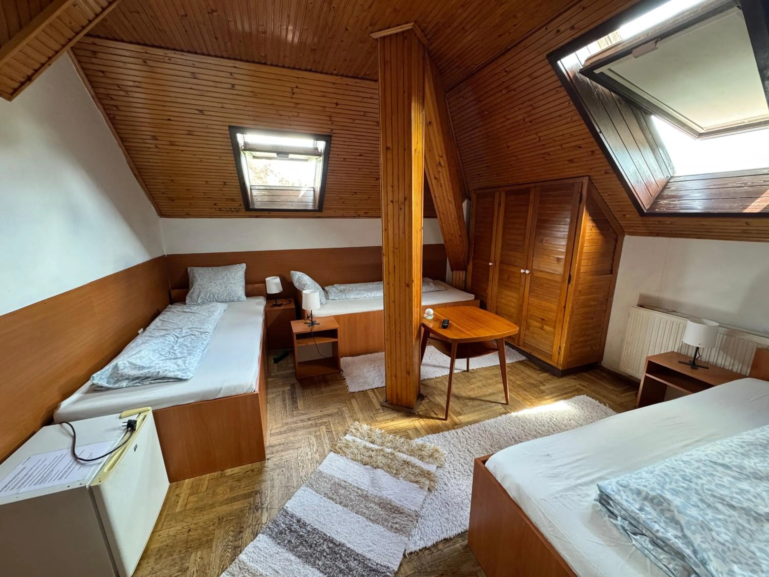 Photo of the whole room, Bed in Palota Hostel