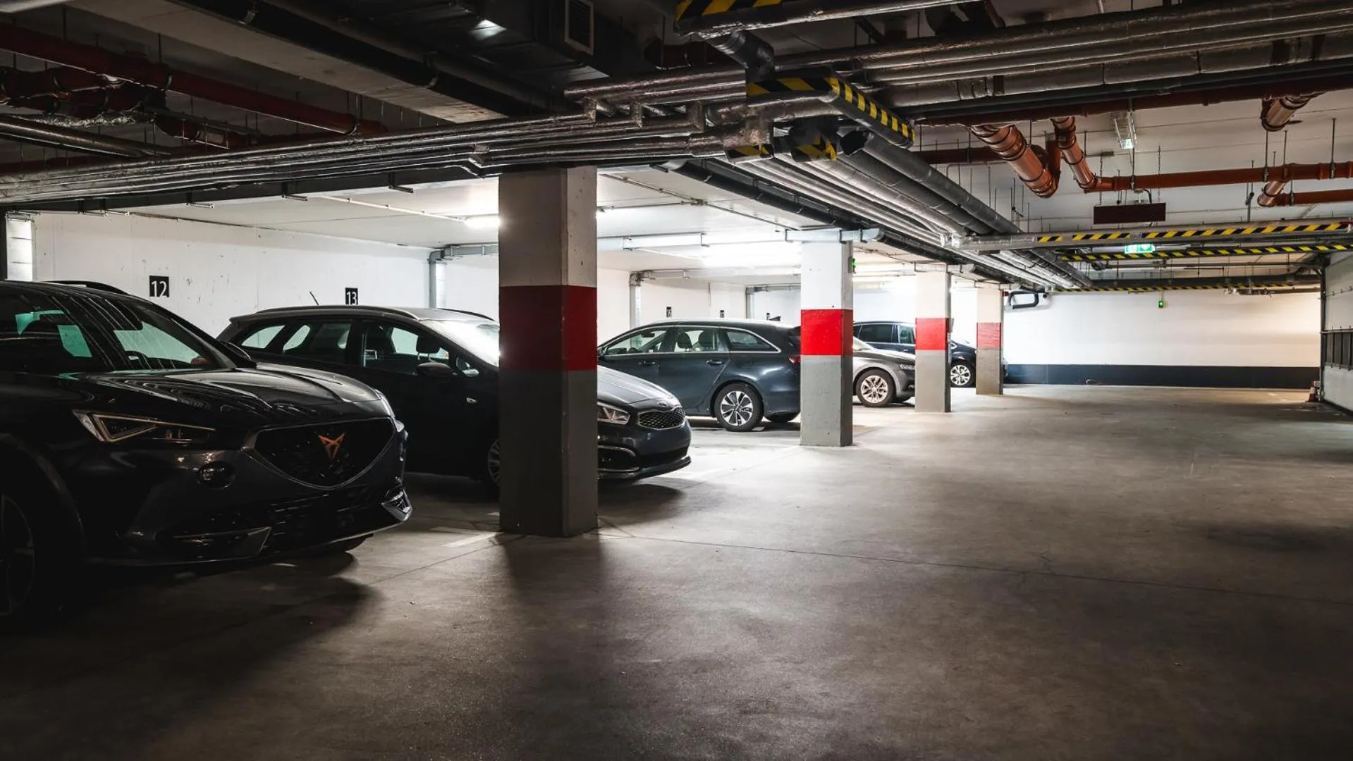 Parking in Focus Hotel Poznań