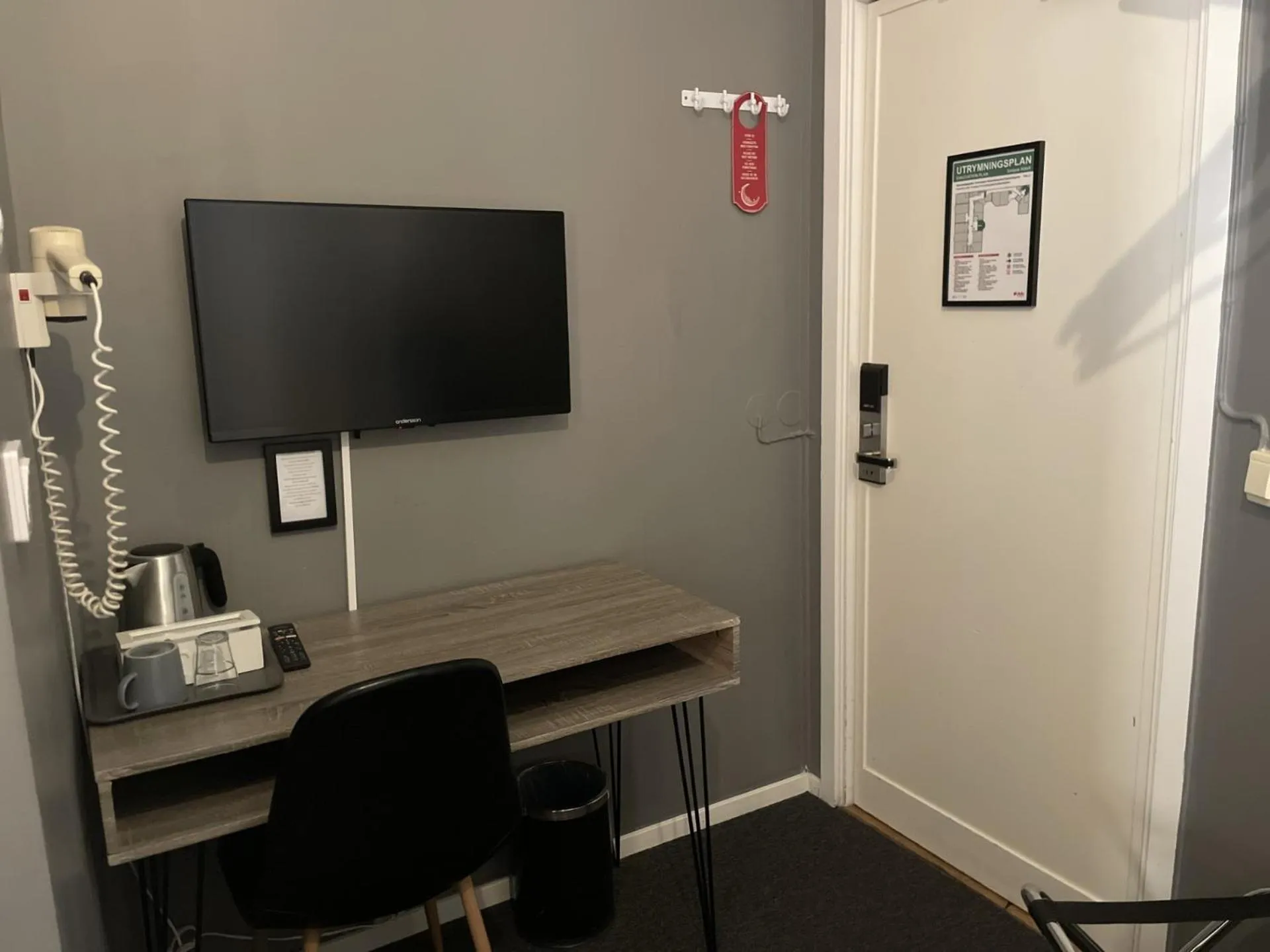 Photo of the whole room in Unique Hotel