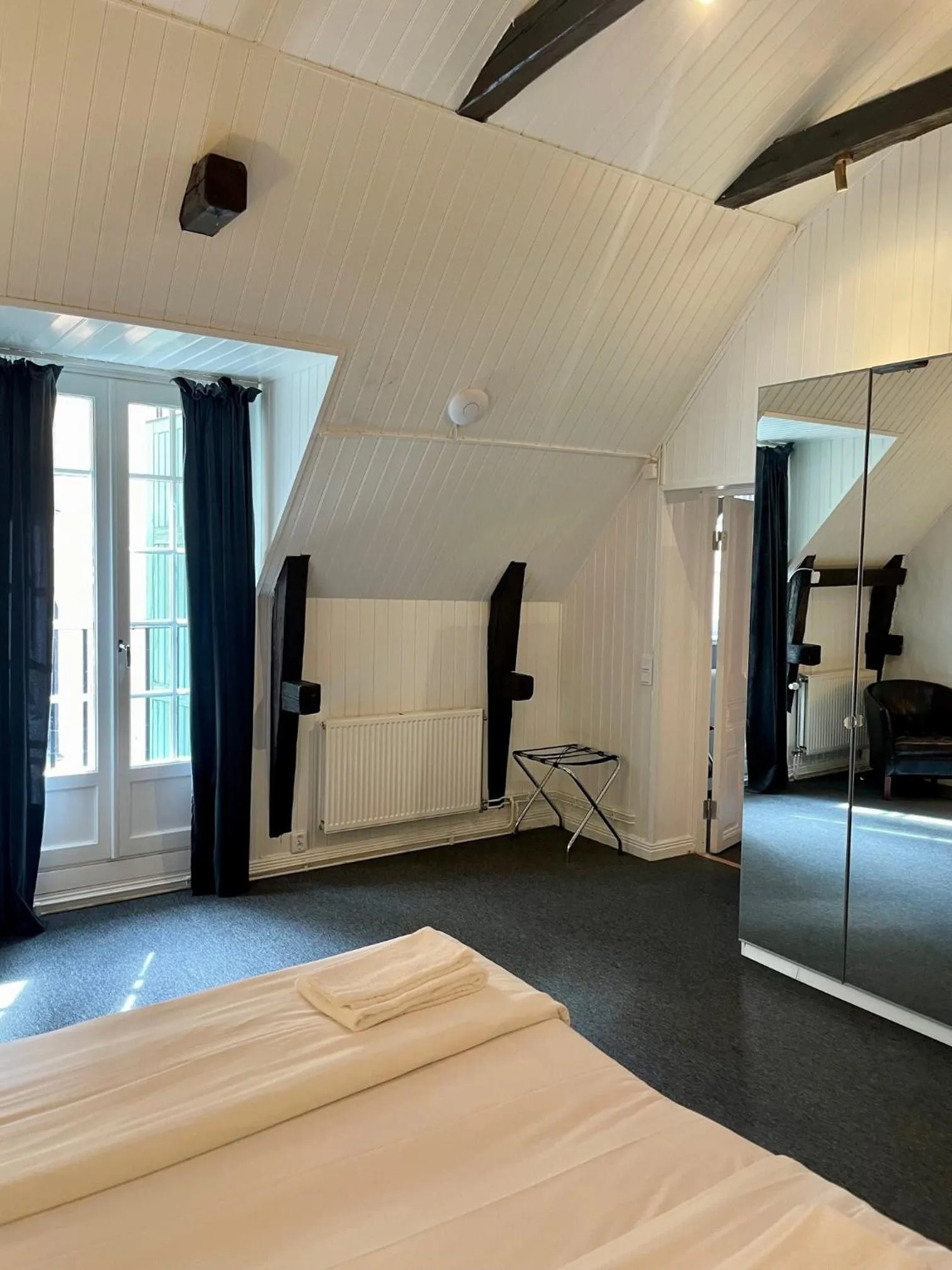 Bedroom, Bed in Unique Hotel