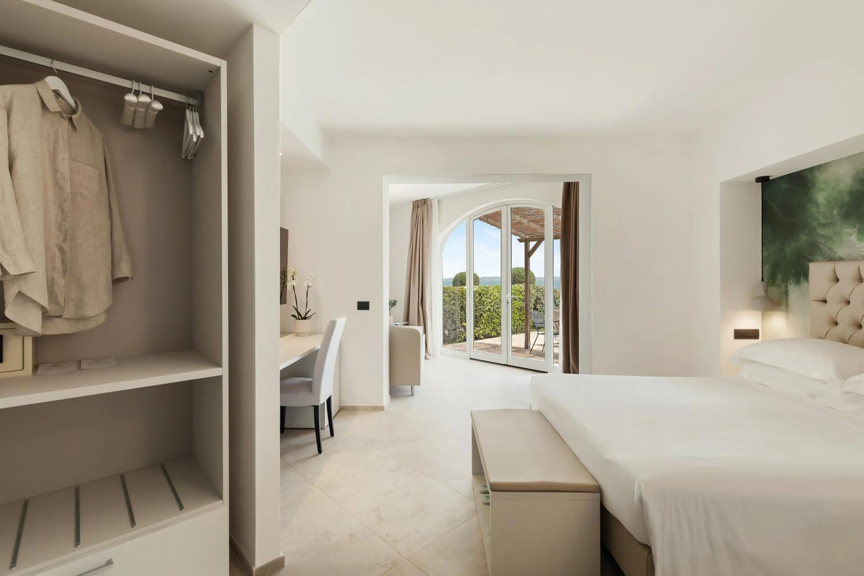 Bedroom in Hotel Villa Domizia