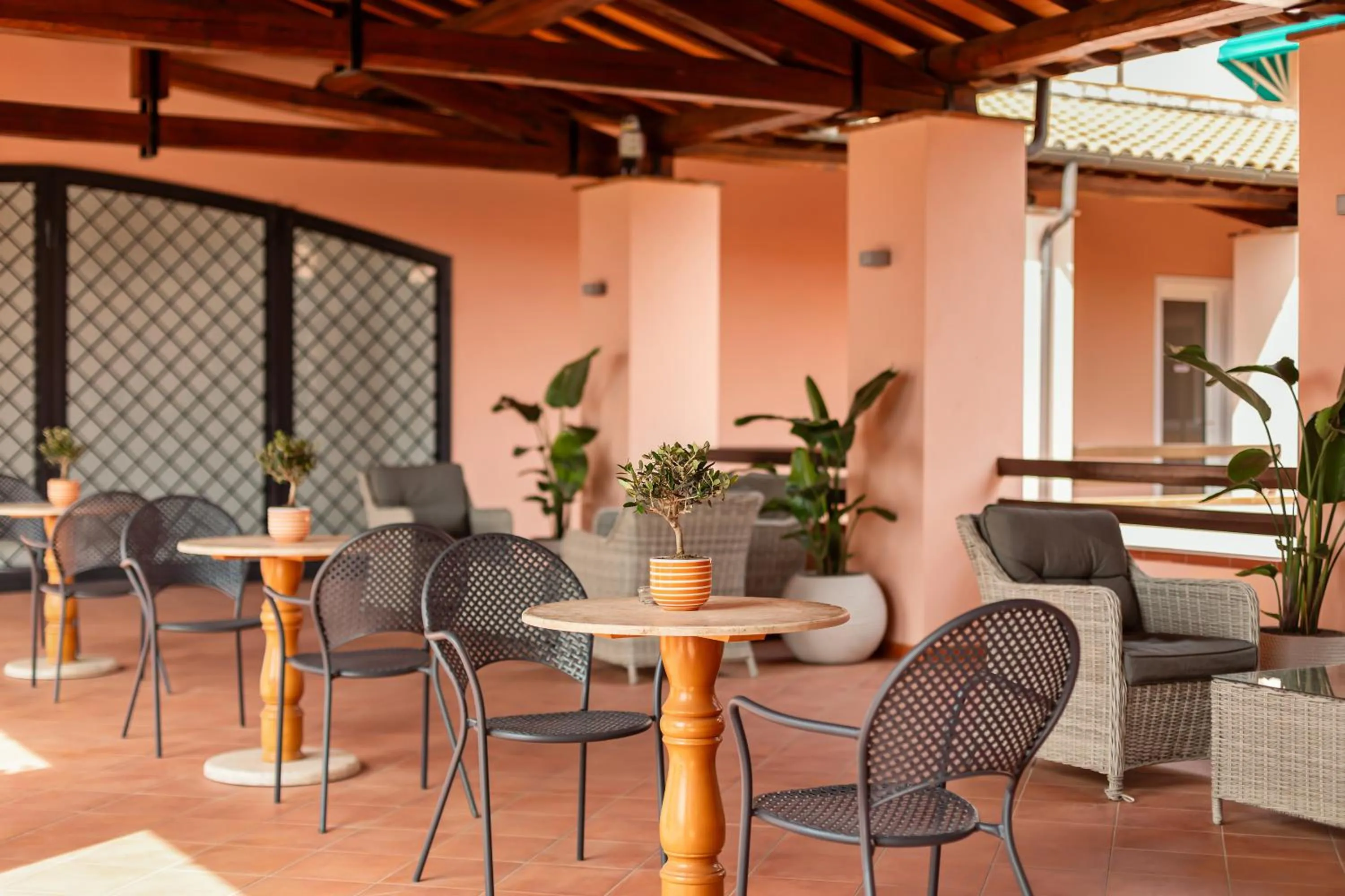 Facade/entrance in Hotel Villa Domizia