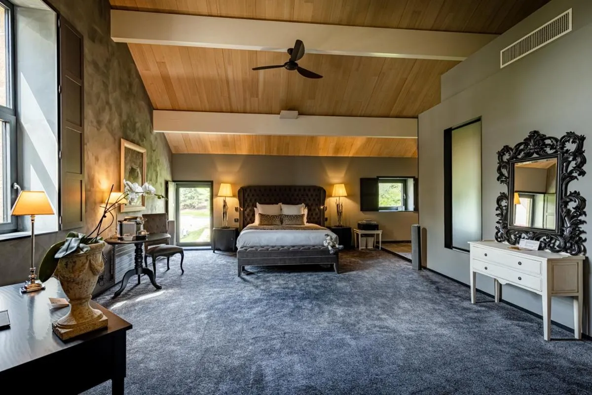 Bed in Domaine de Rymska & Spa - Relais & Châteaux