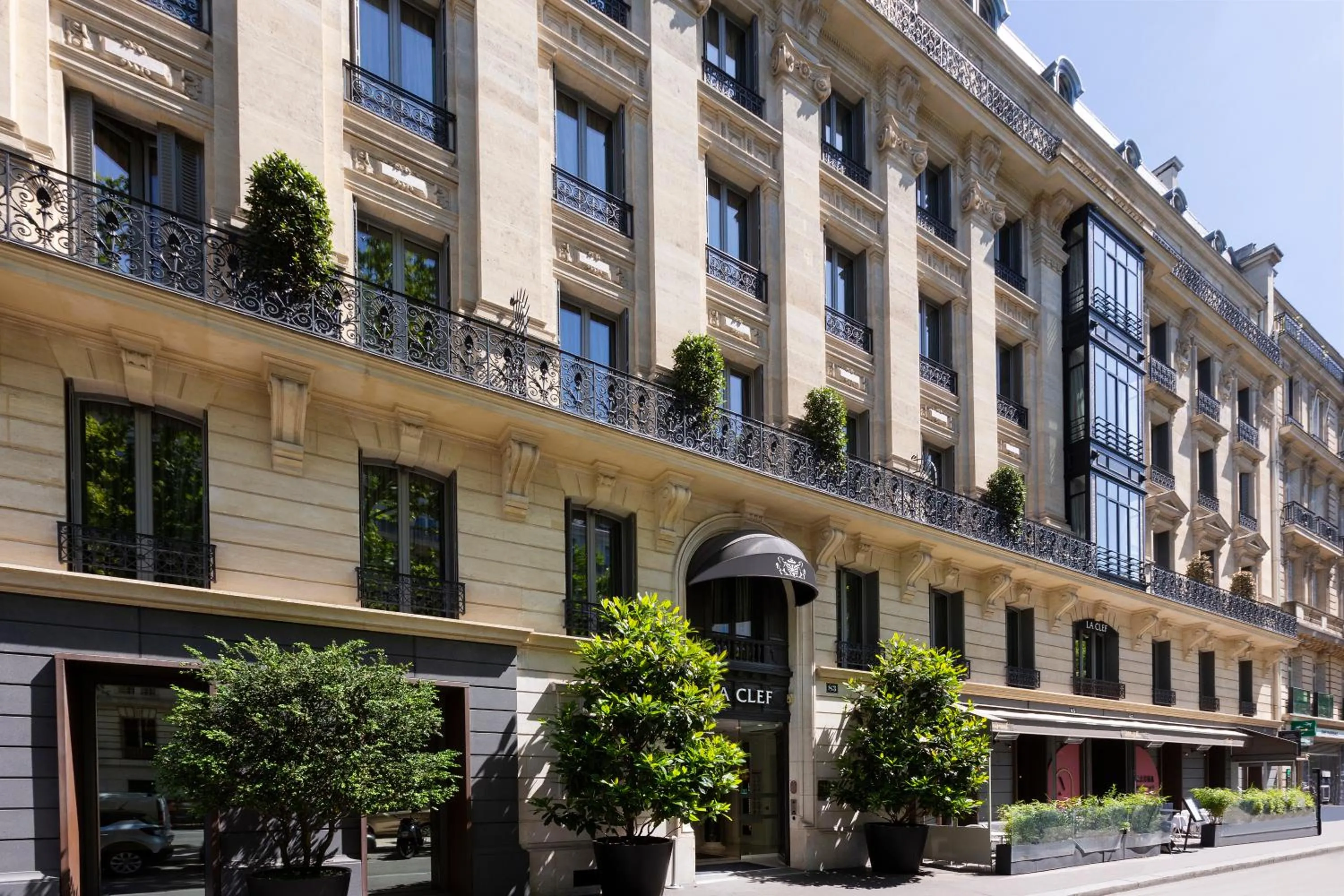 Property building in La Clef Tour Eiffel Paris by The Crest Collection