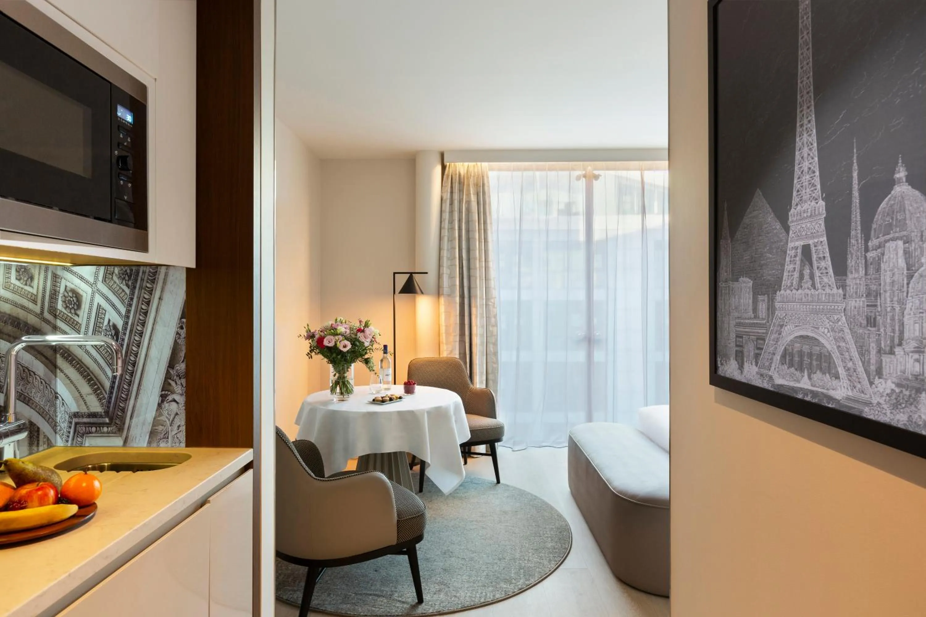 Living room in La Clef Tour Eiffel Paris by The Crest Collection