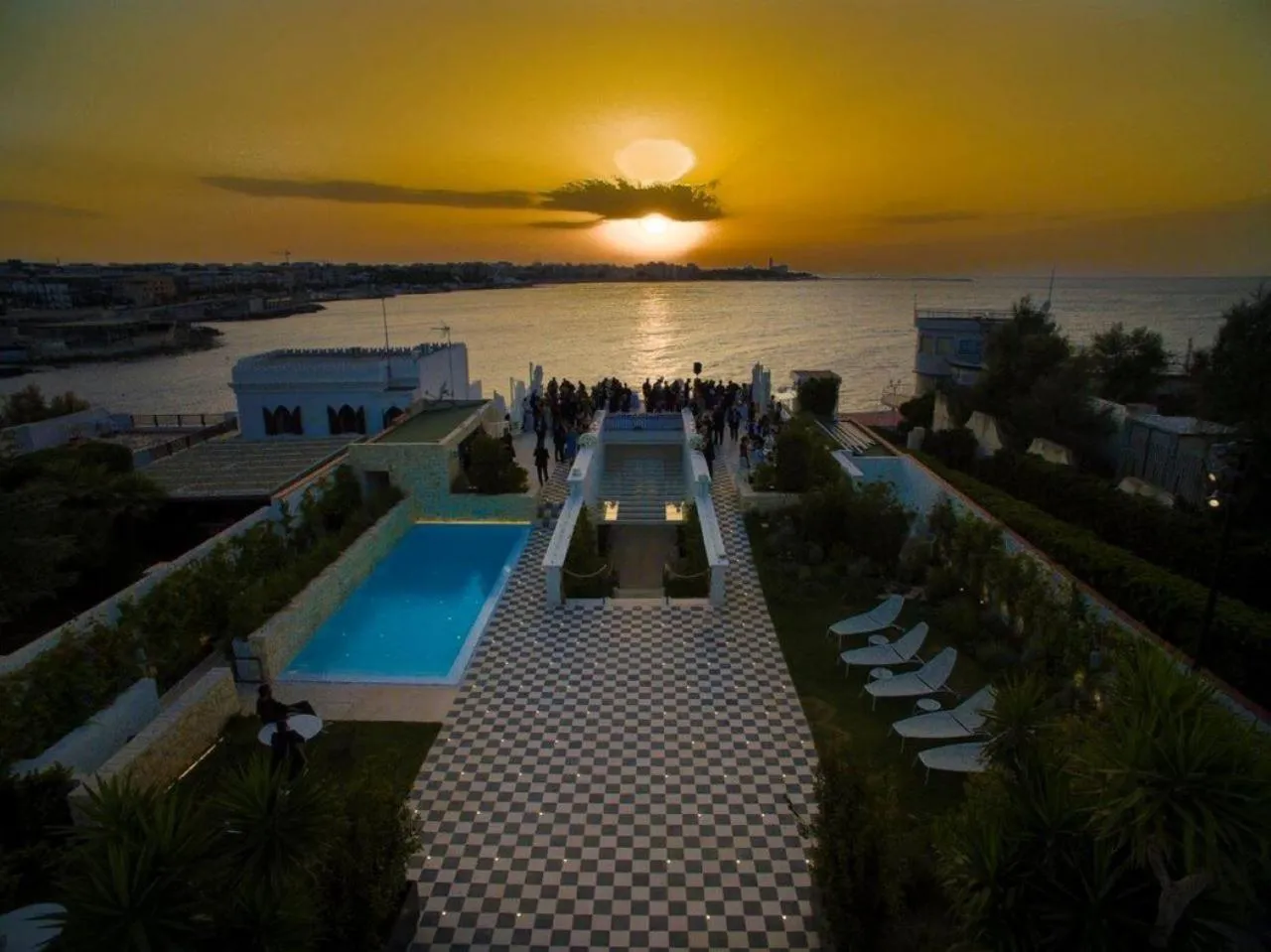 Swimming pool in Villa Ascosa - Relais sul Mare