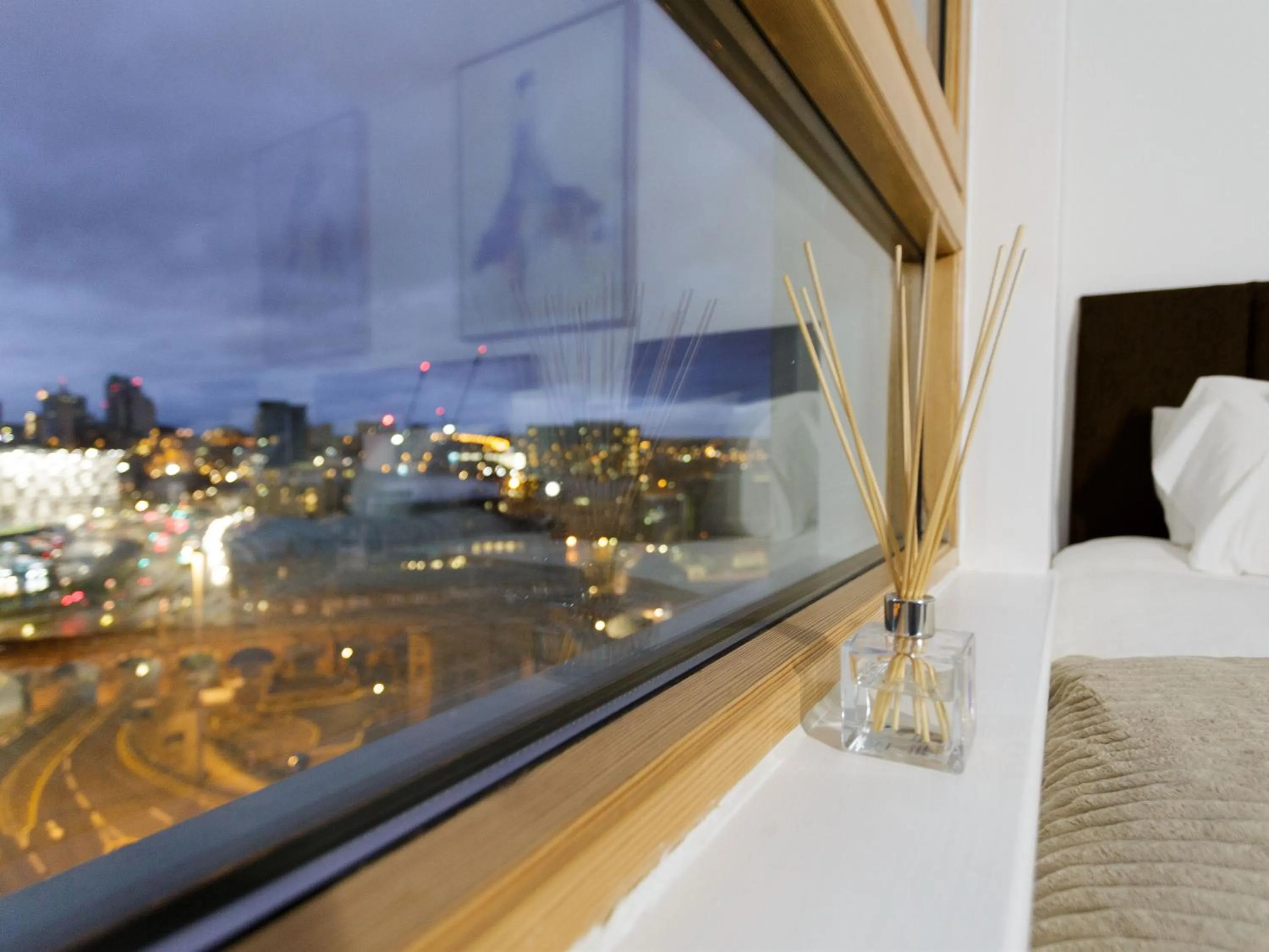 View (from property/room), Bed in Live in Leeds Sky Penthouse