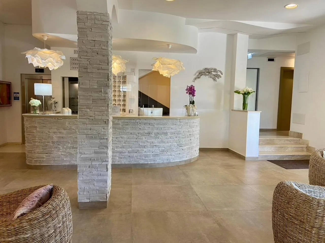 Lobby or reception in Hotel Onda Marina