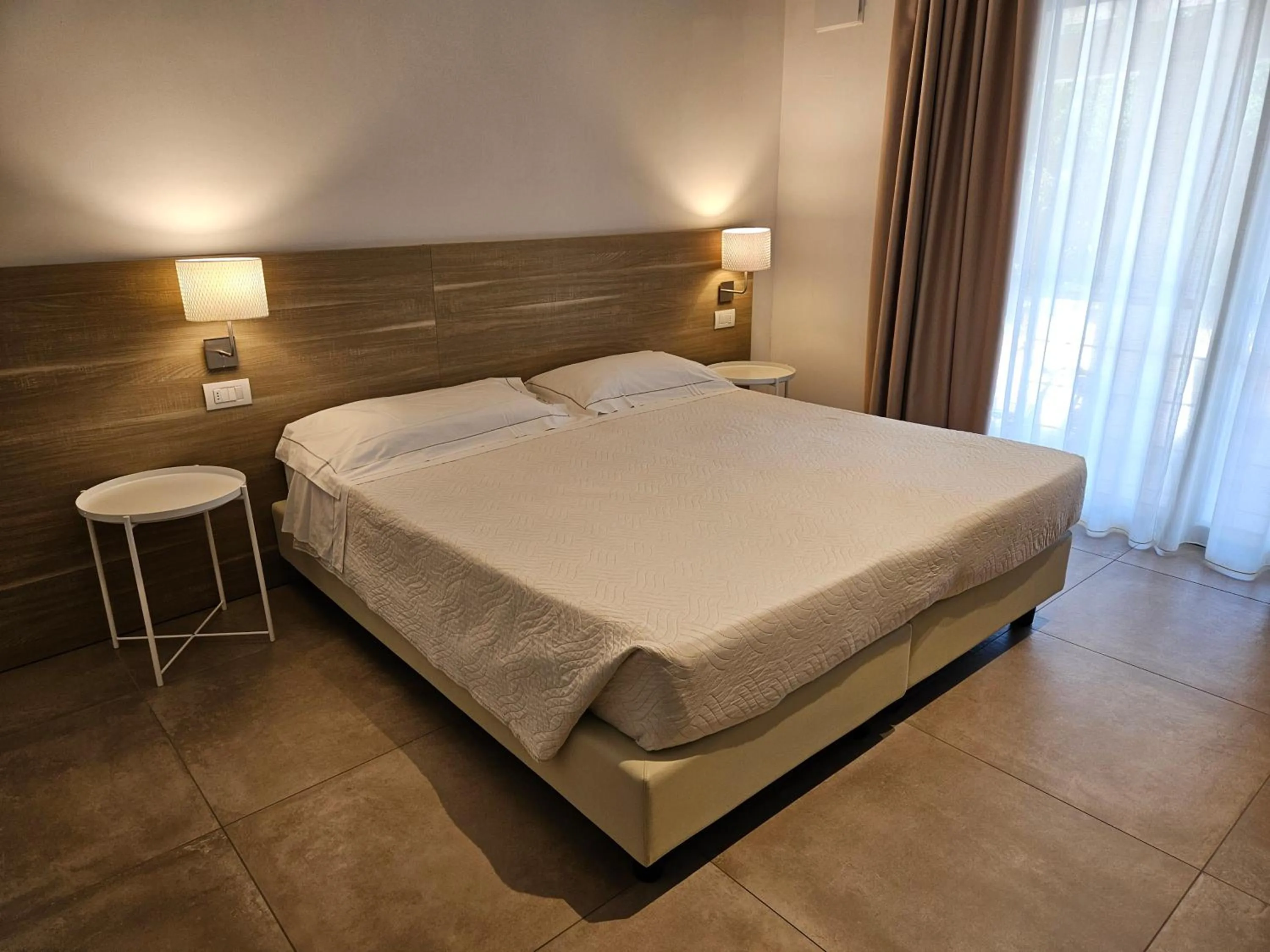 Bed in Hotel Onda Marina