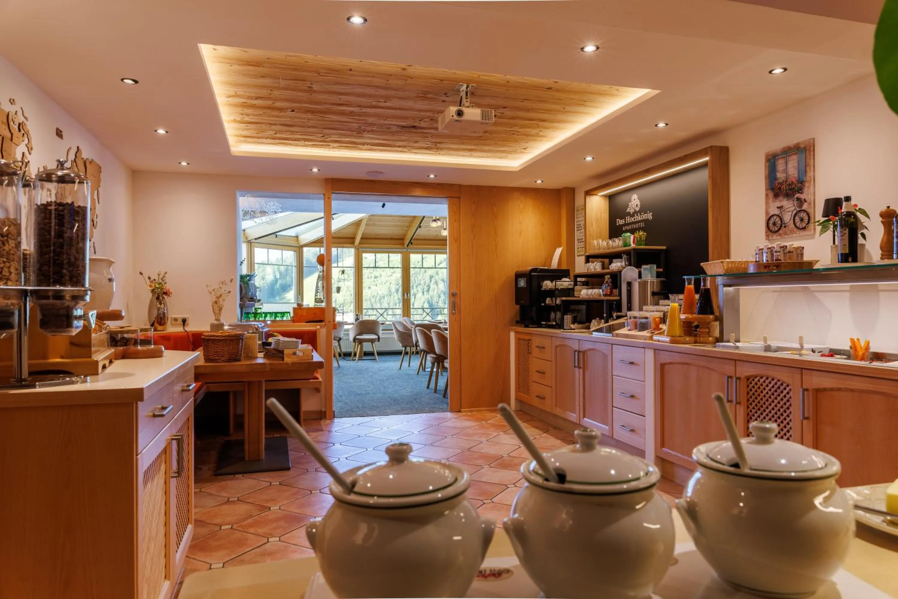 Restaurant/places to eat in Aparthotel DAS Hochkönig