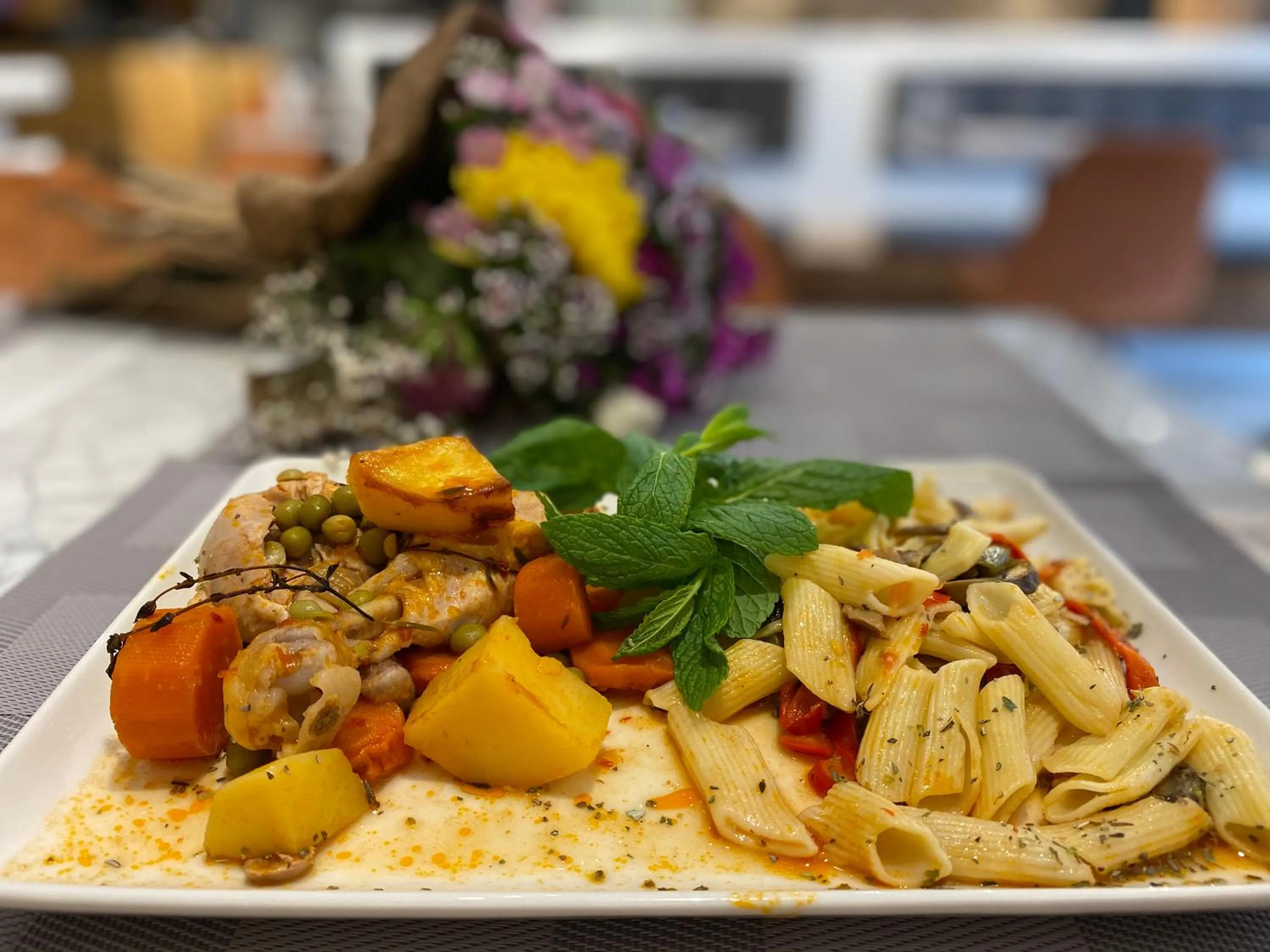 Food and drinks in Bella Hotel