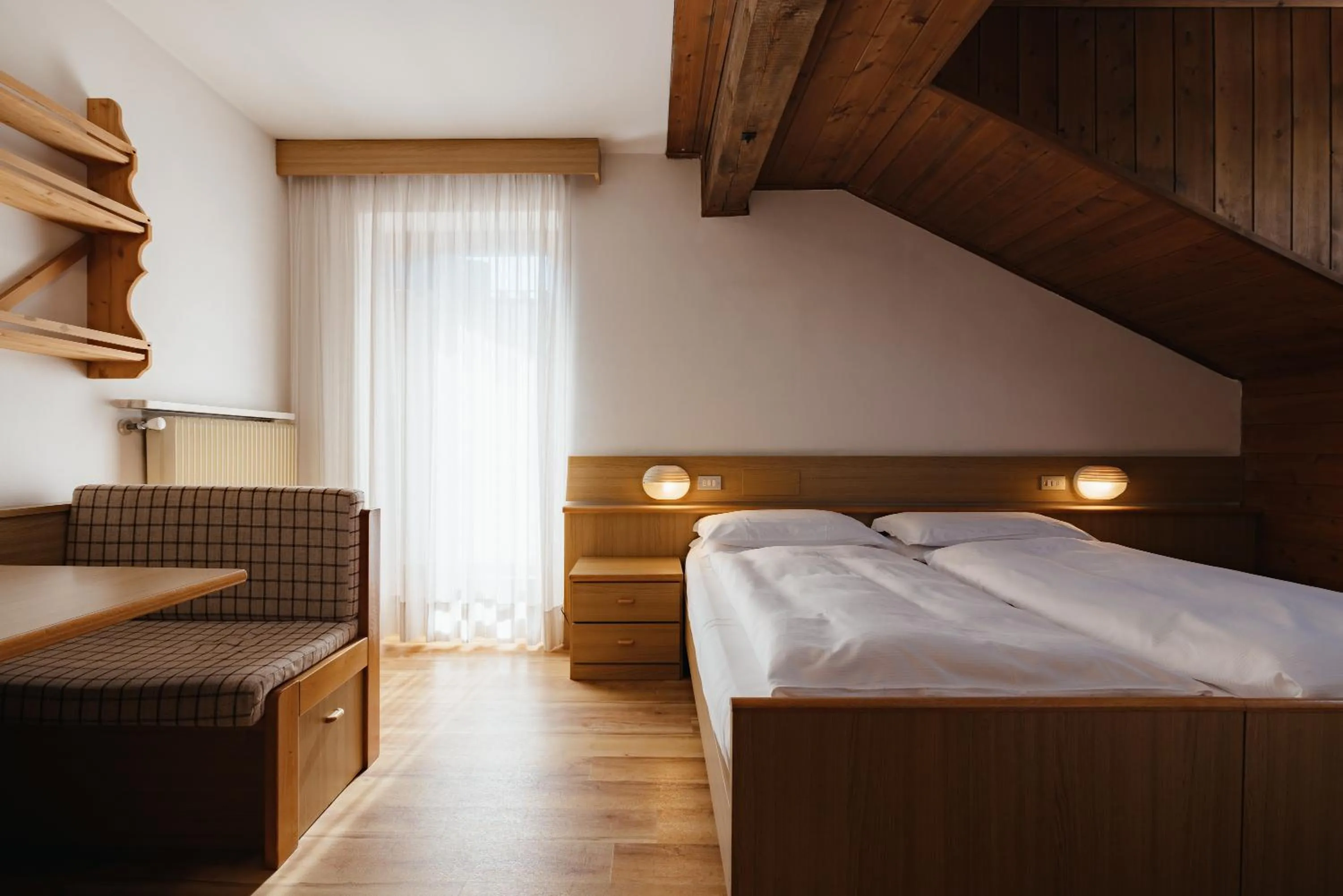 Bedroom, Bed in Hotel La Montanara Predazzo