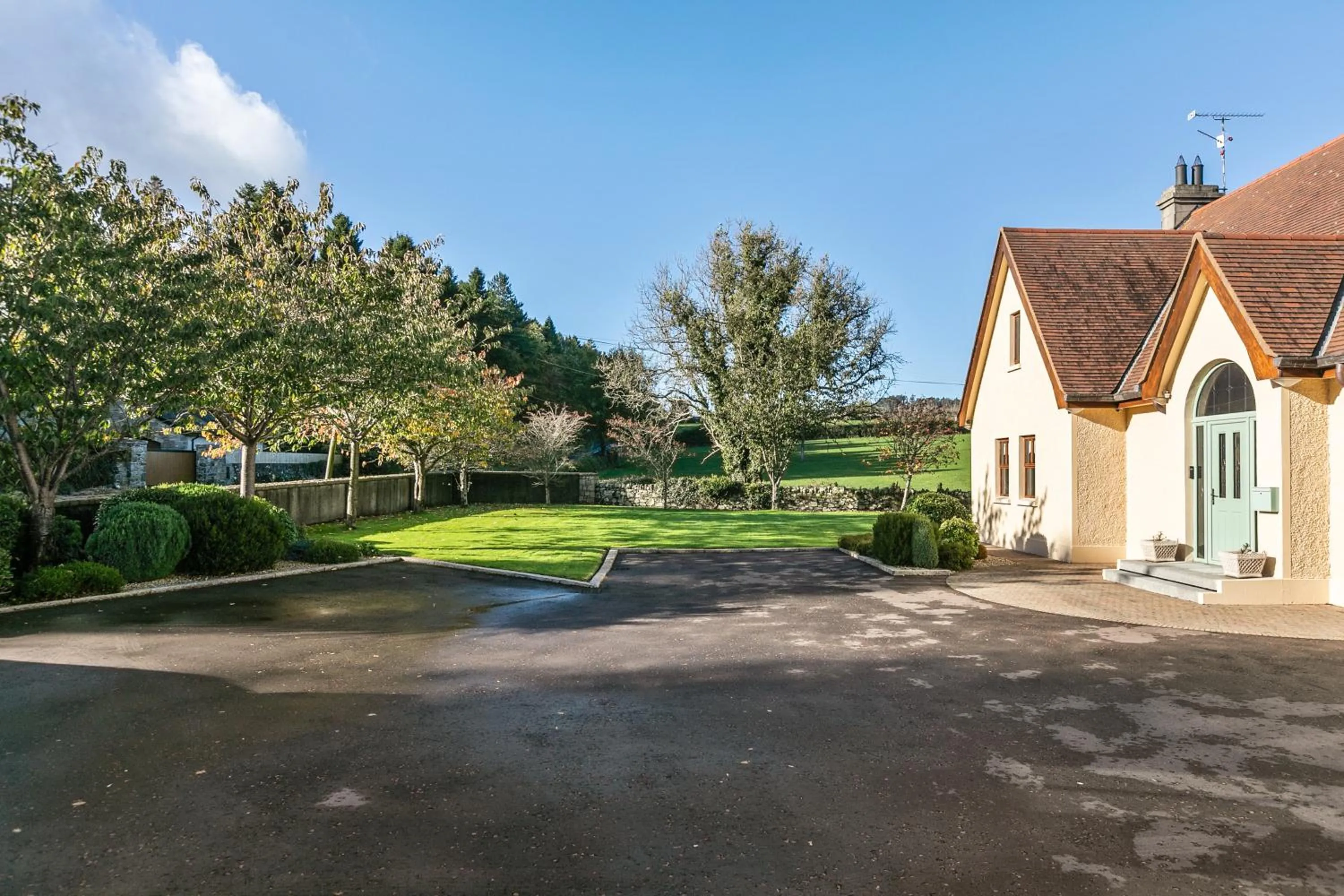 Tollyrose Country House