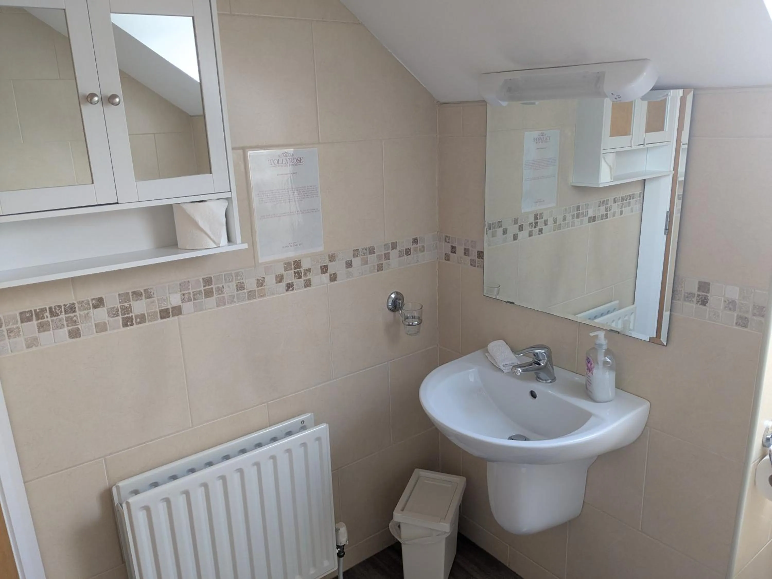 Tollyrose Country House