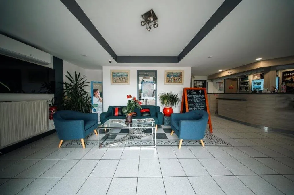 Lobby or reception in Brit Hotel La Bonne Etape
