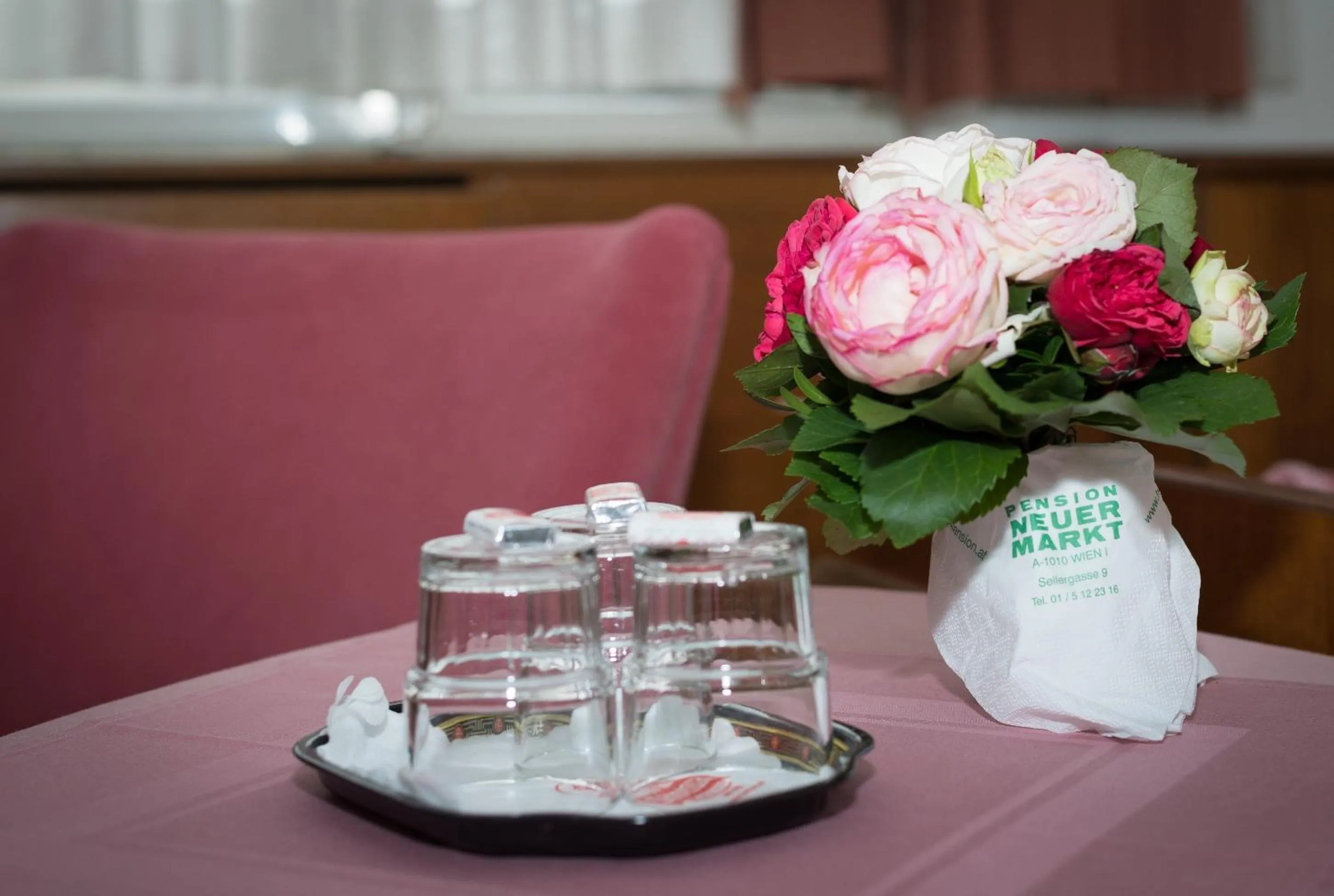 Restaurant/places to eat in Pension Neuer Markt