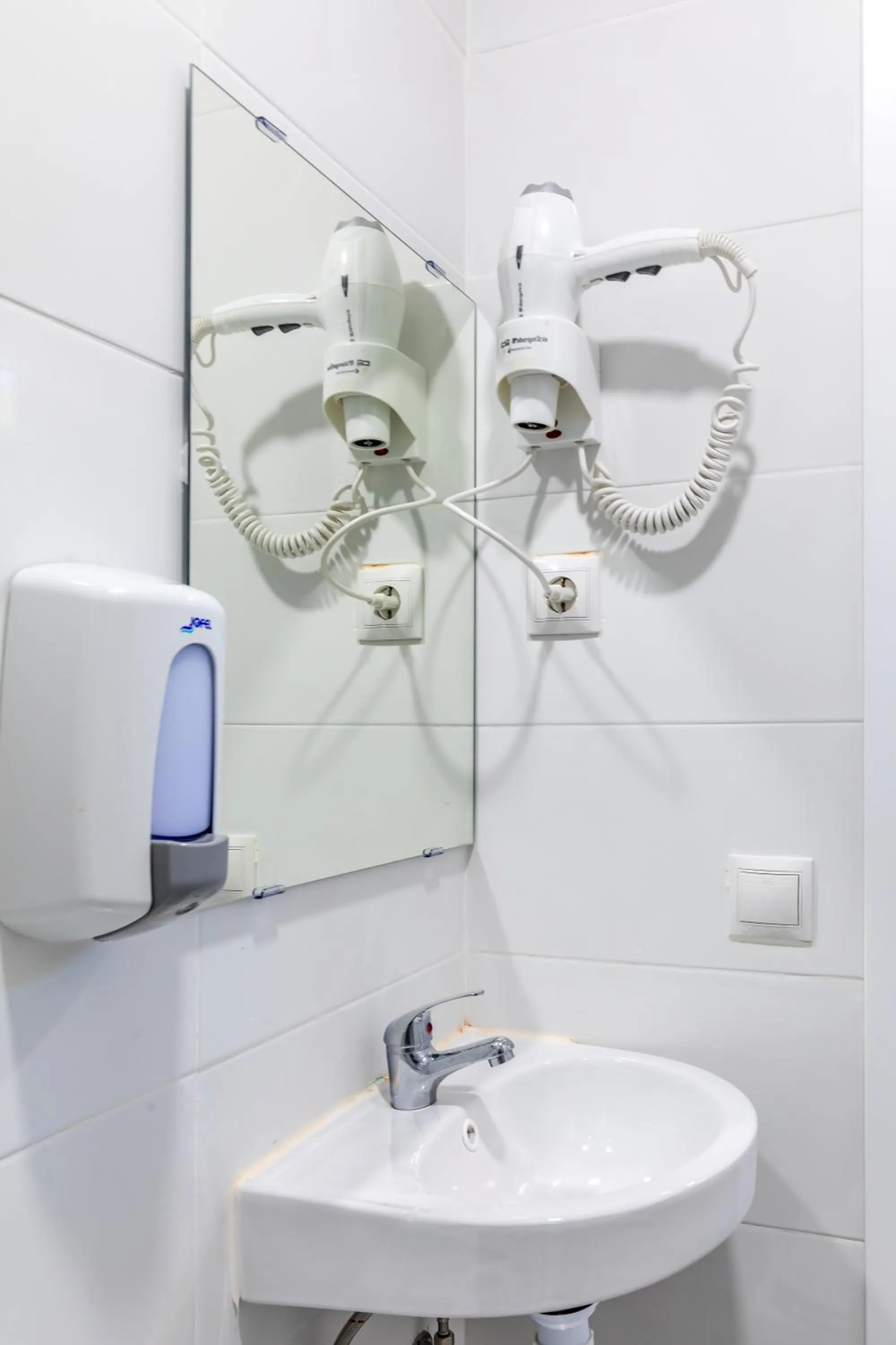 AYZ Ulises - Auto check-in property