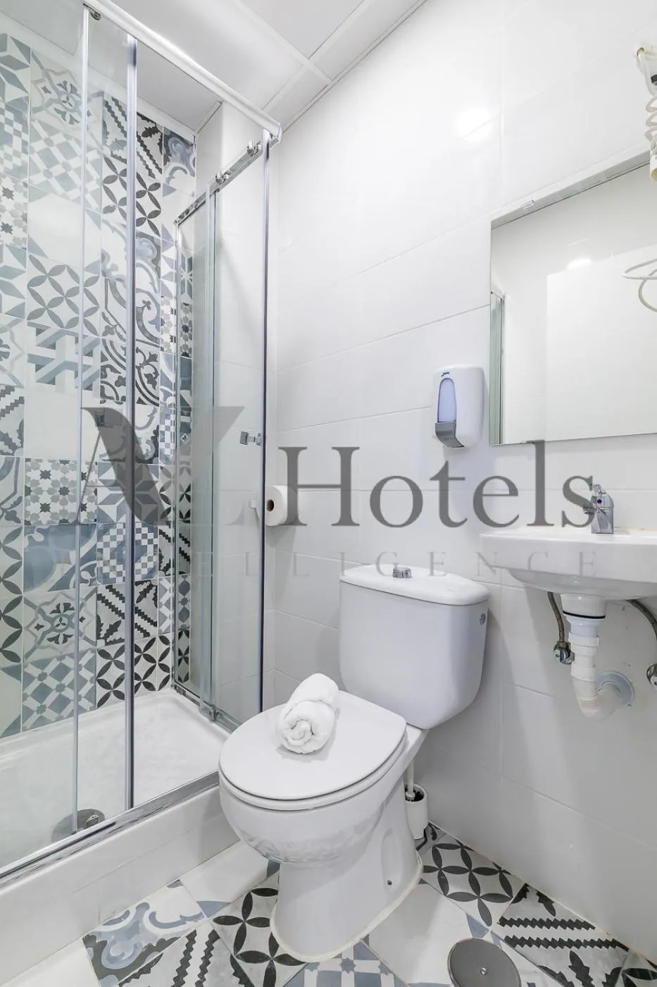 Bathroom in AYZ Ulises - Auto check-in property