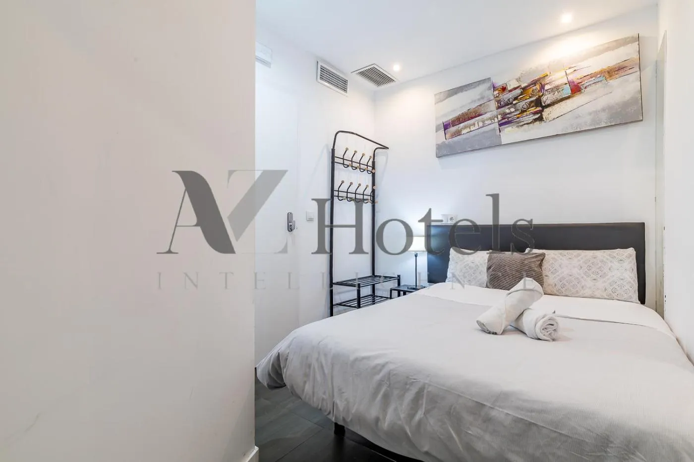 Photo of the whole room, Bed in AYZ Ulises - Auto check-in property